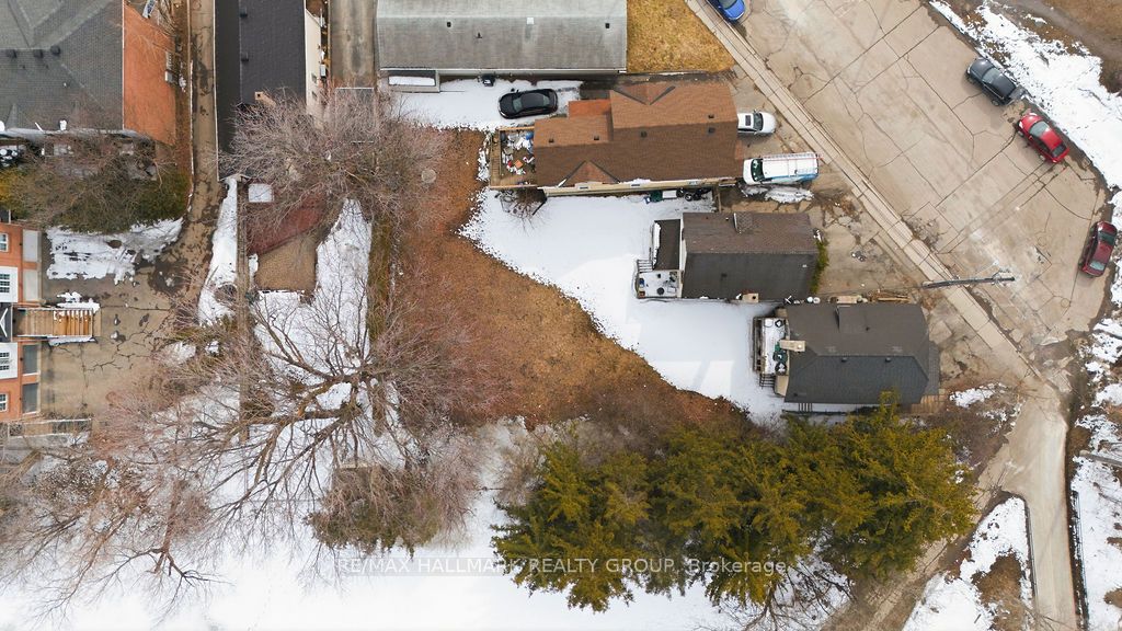 5 & 7 Hurdman Road Property Photo 4
