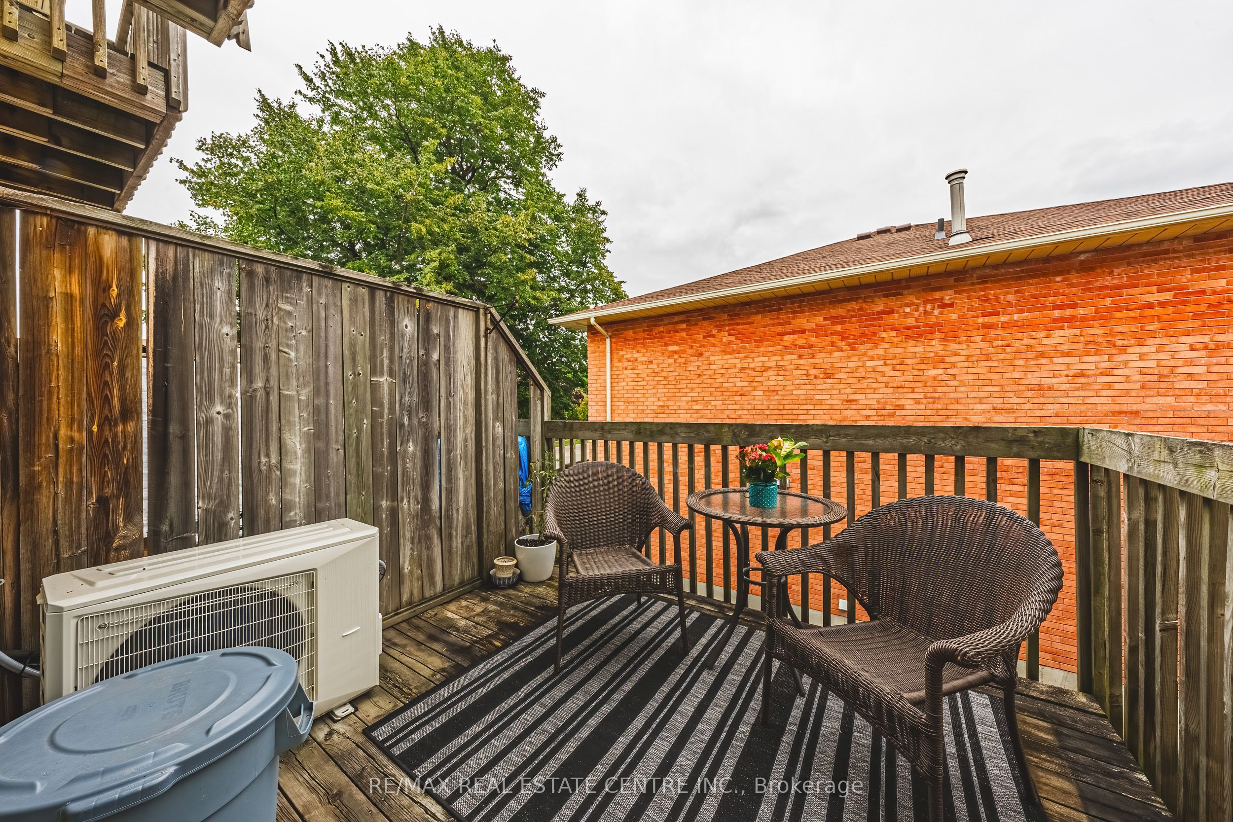 266 Limeridge Road E 3 Property Photo 16