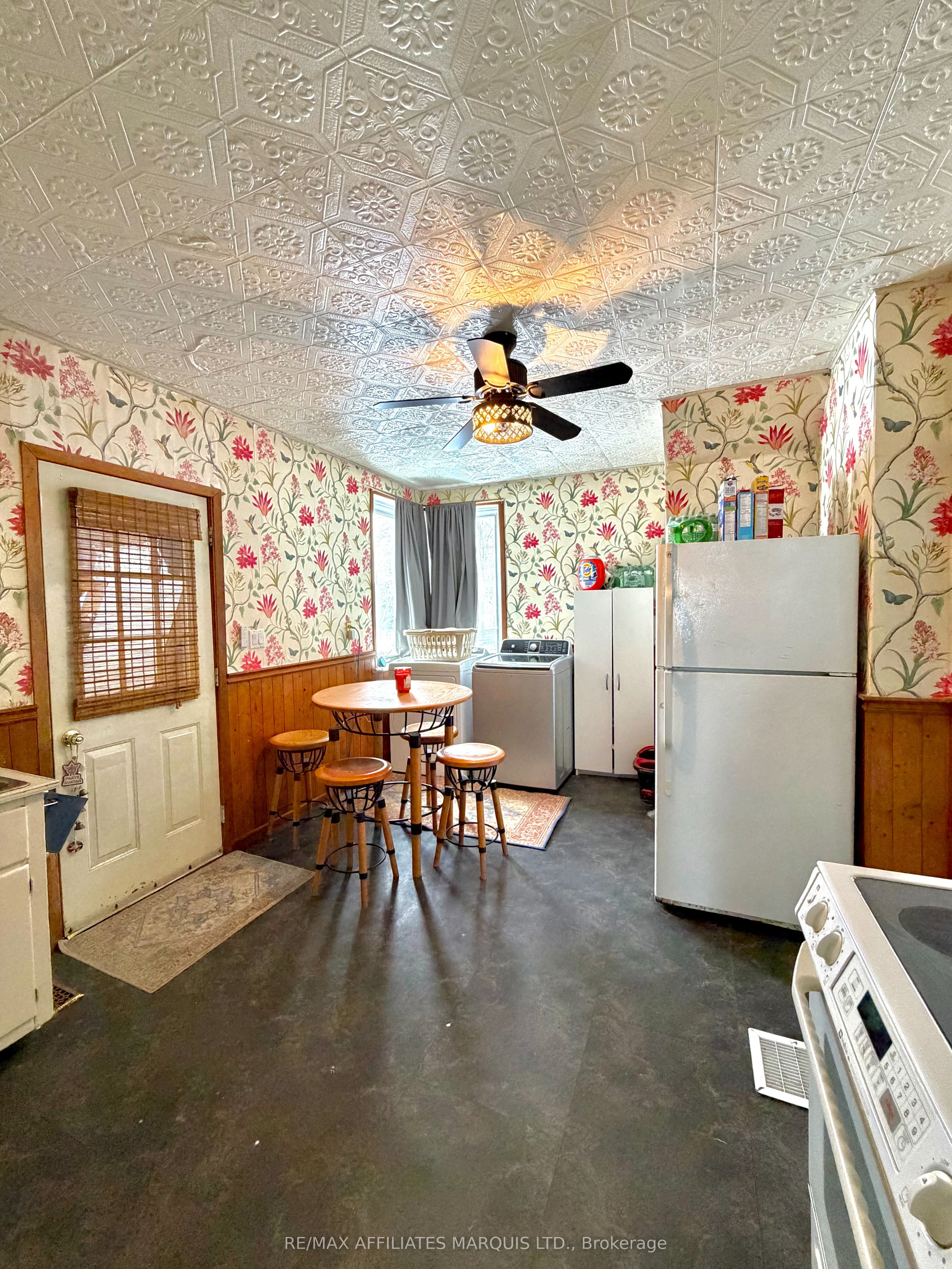 37 Main Street Property Photo 6