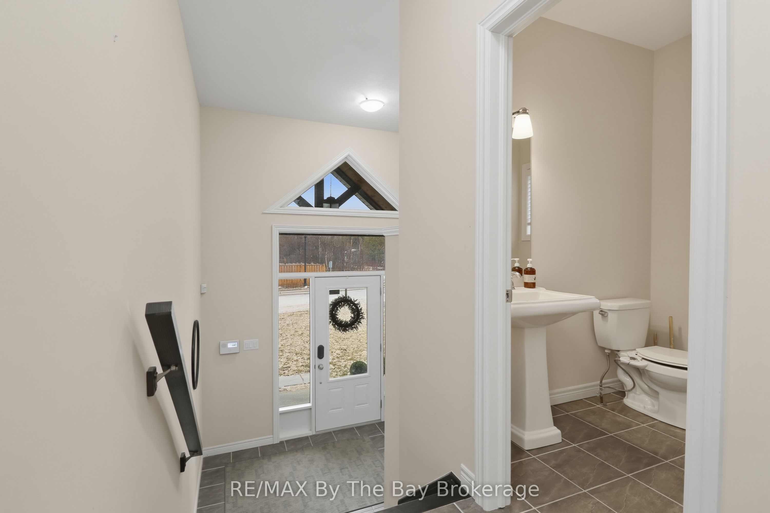 126 Delphi Lane Property Photo 5