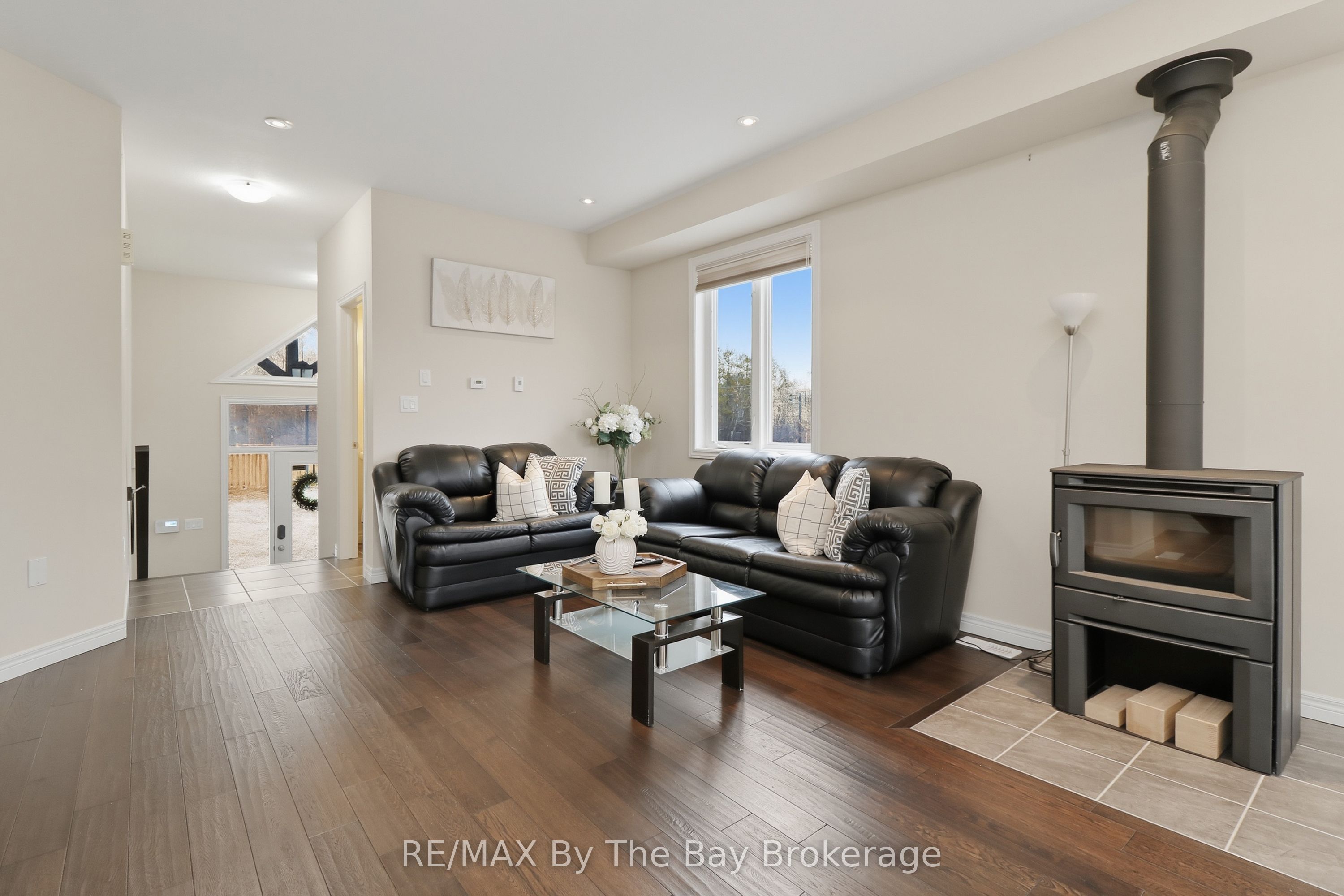 126 Delphi Lane Property Photo 6