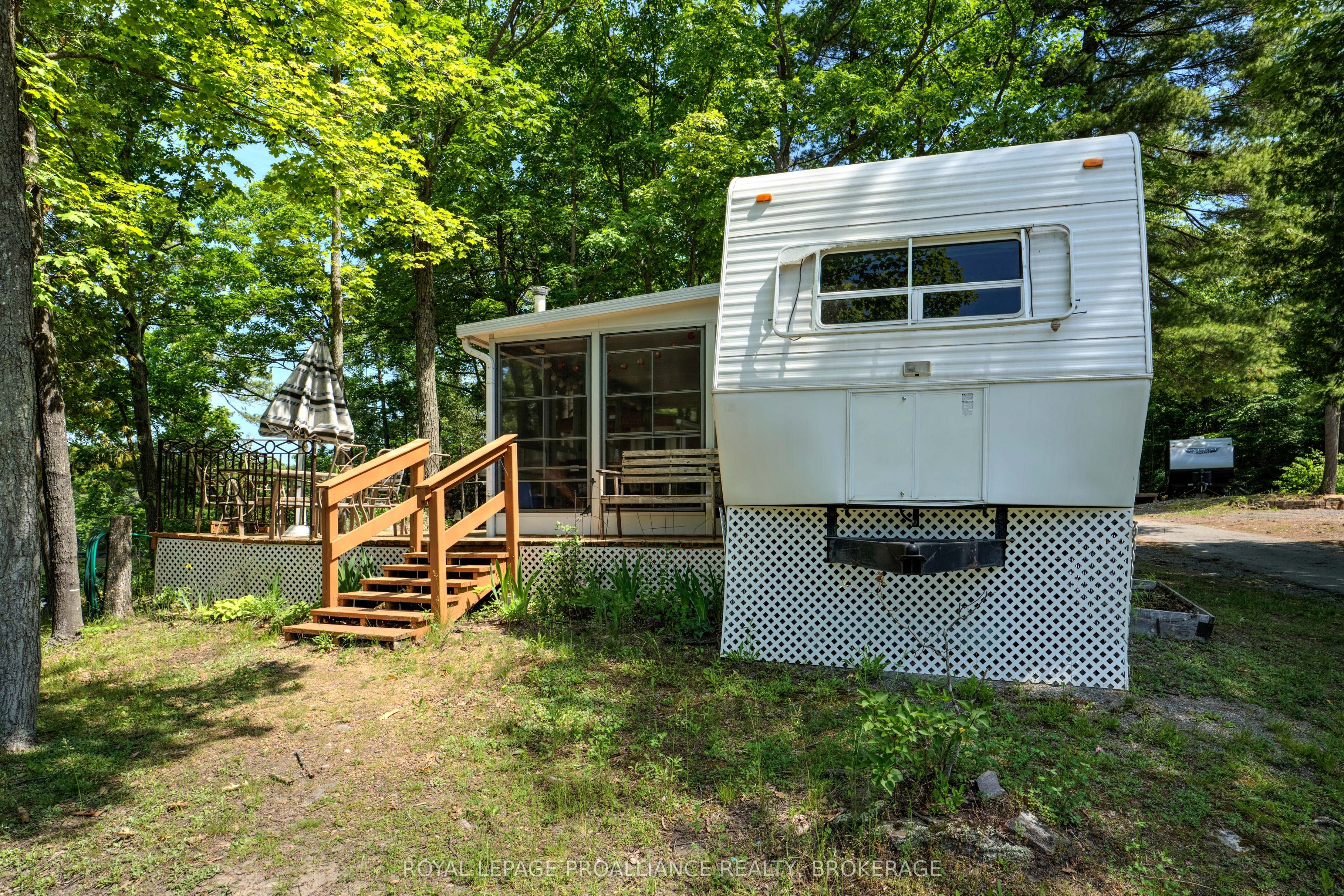 292 Marina Road Property Photo 11