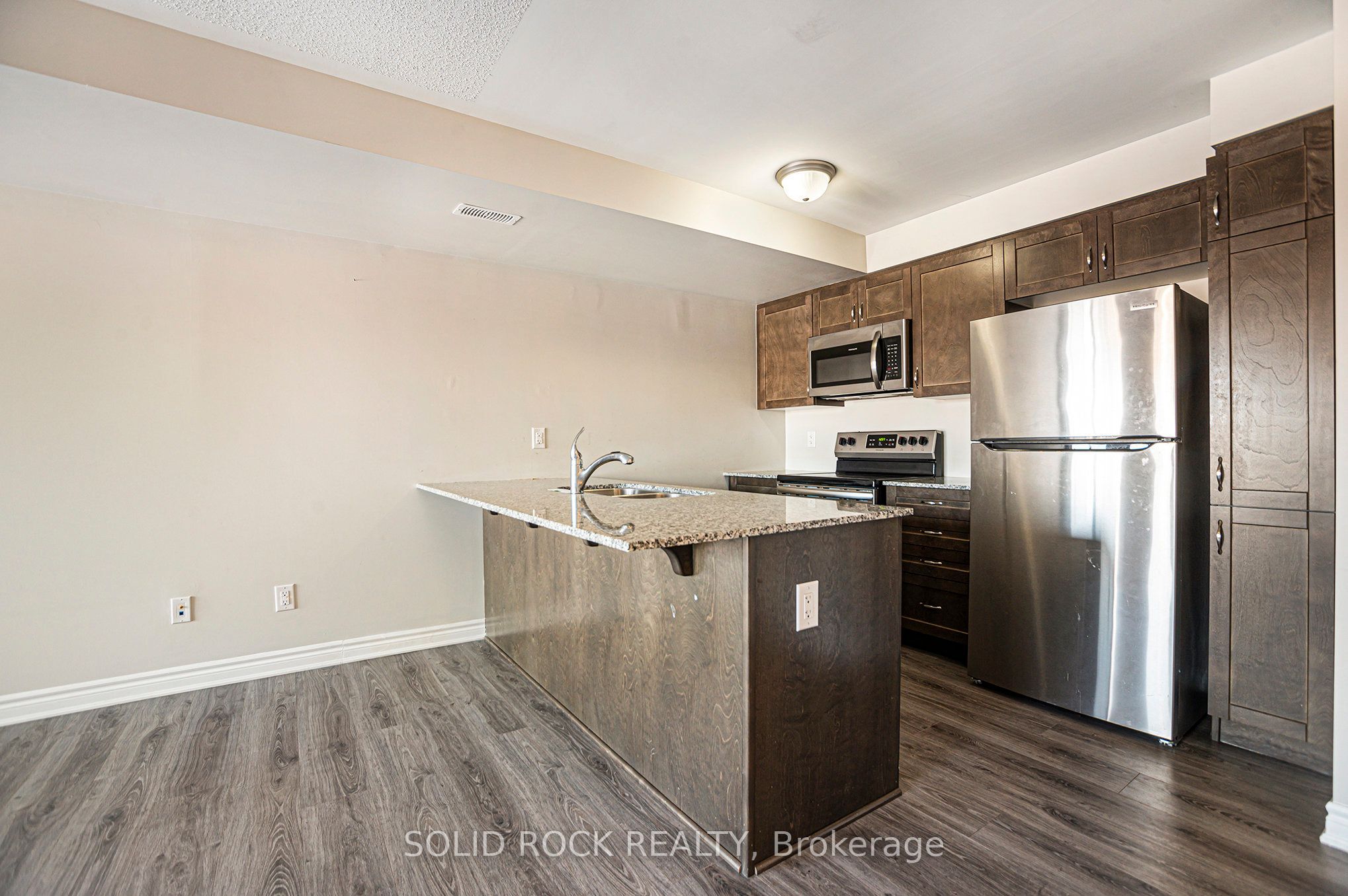 150 Walleye Private 42 Property Photo 6