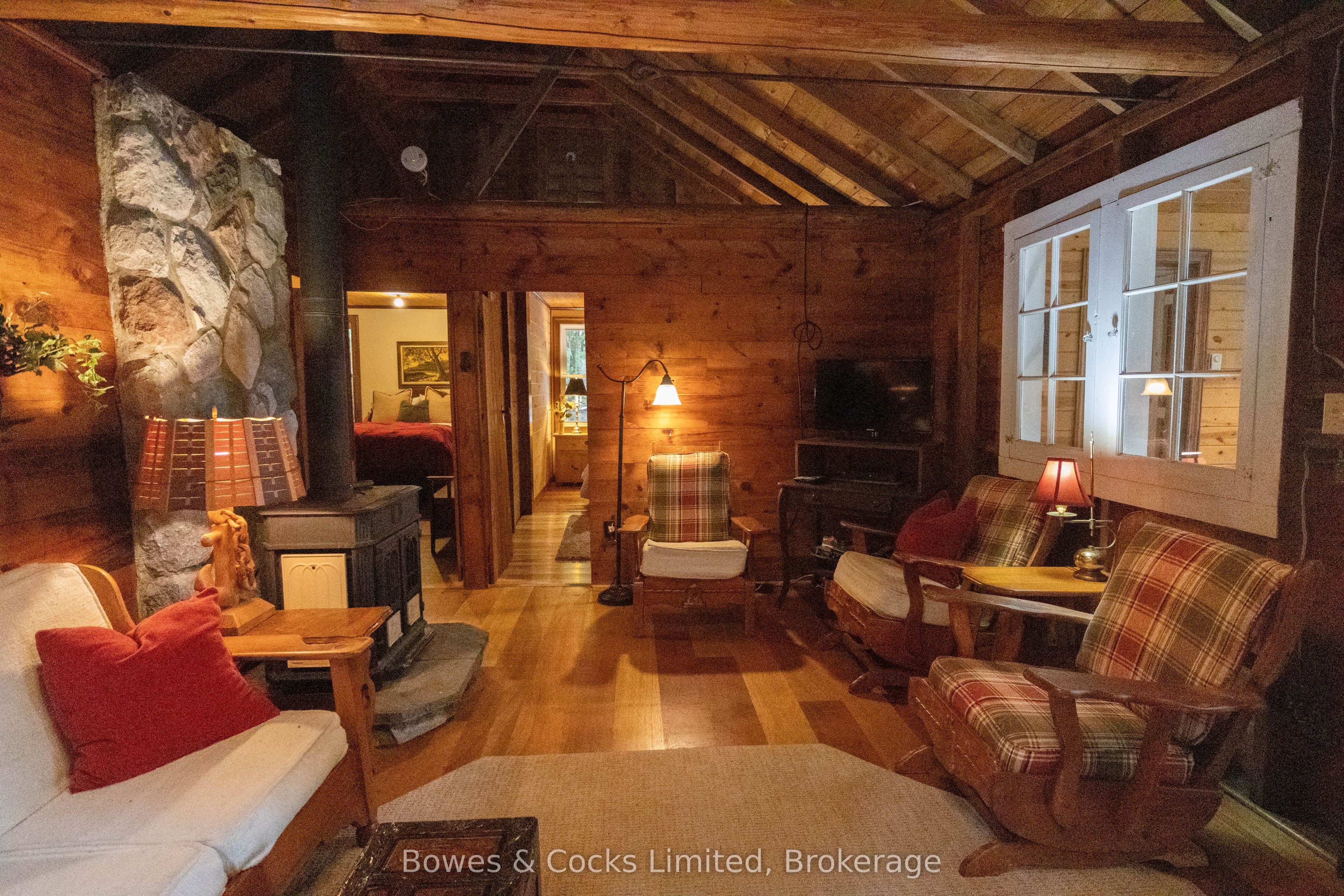 408 Couchs Road Property Photo 15