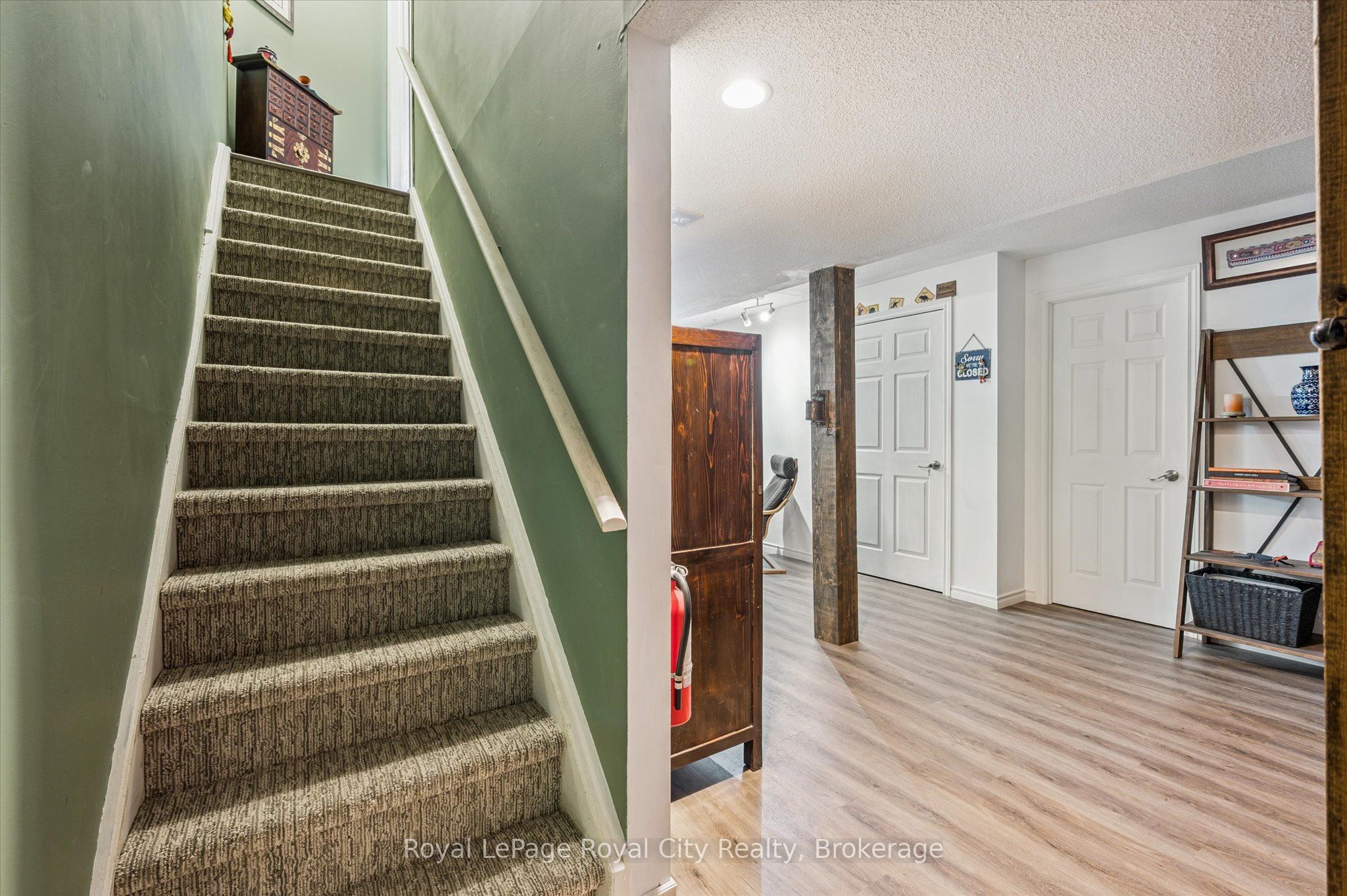 21 Marilyn Drive Property Photo 34