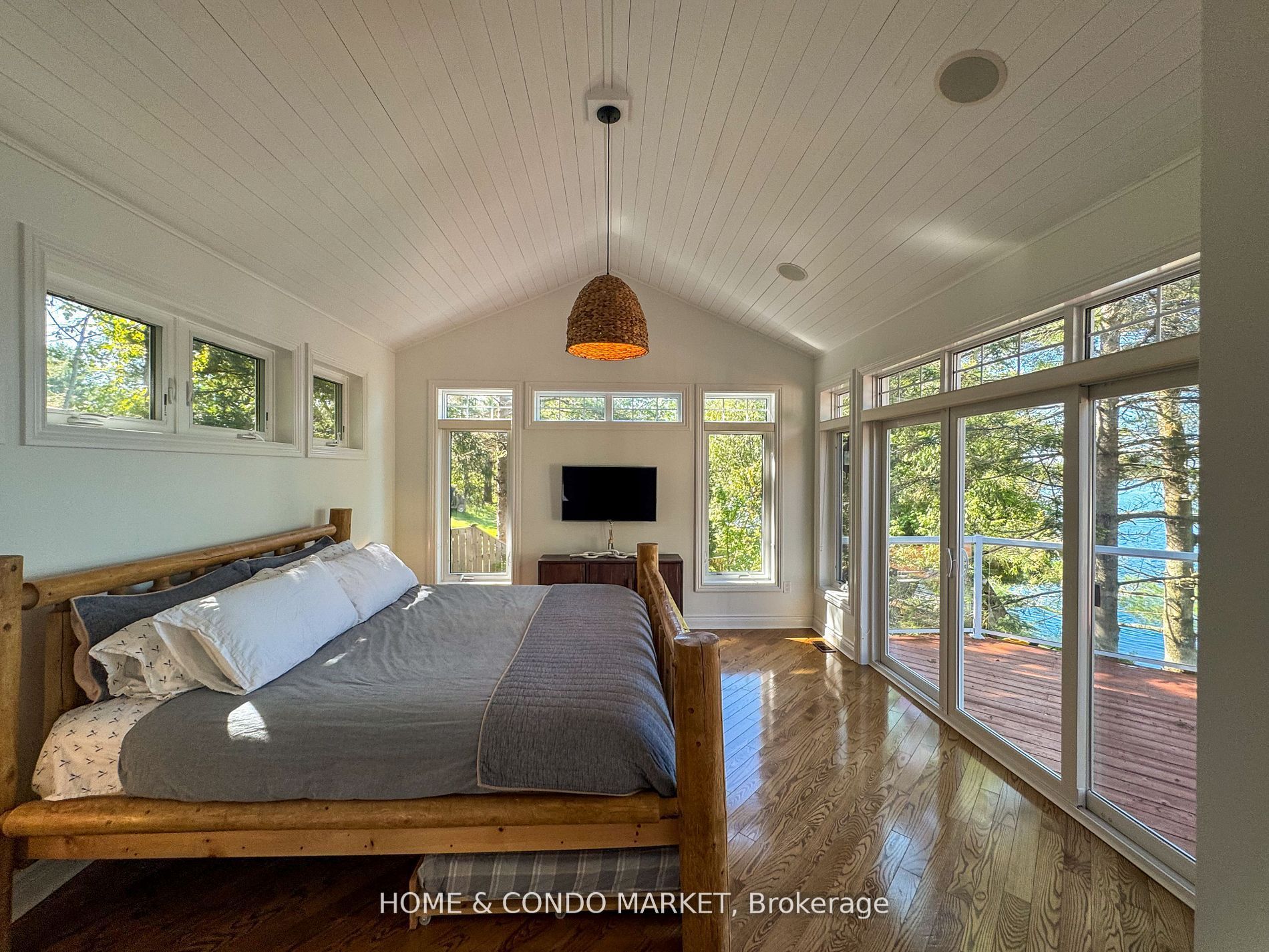 14 Charles Avenue Property Photo 19