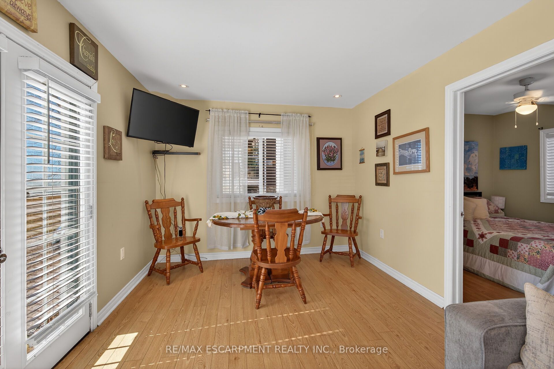 87 Lakeshore Road Property Photo 19