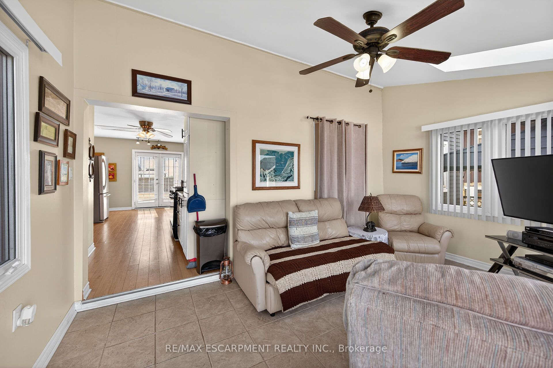 87 Lakeshore Road Property Photo 29