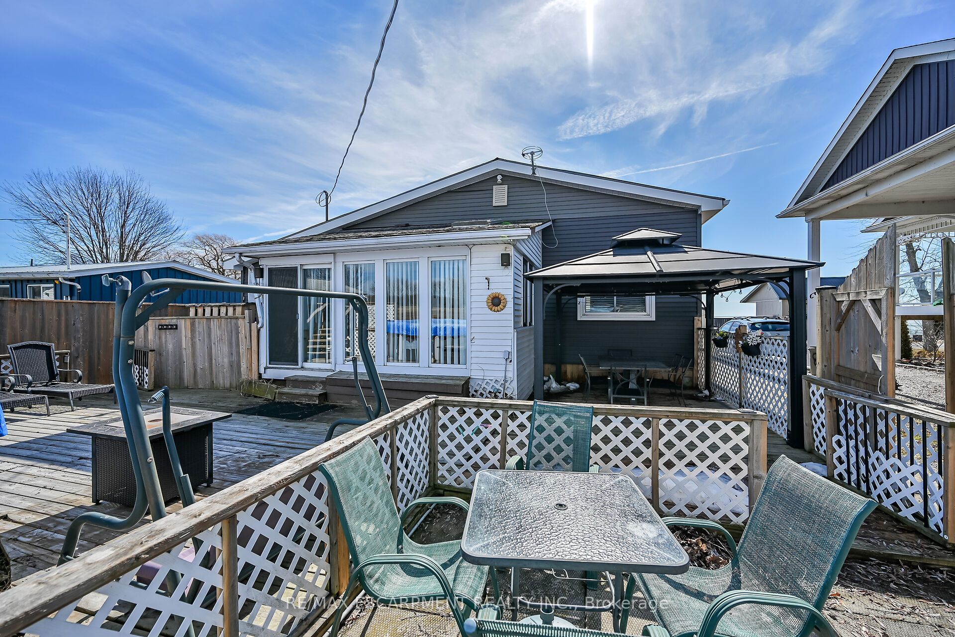 87 Lakeshore Road Property Photo 37