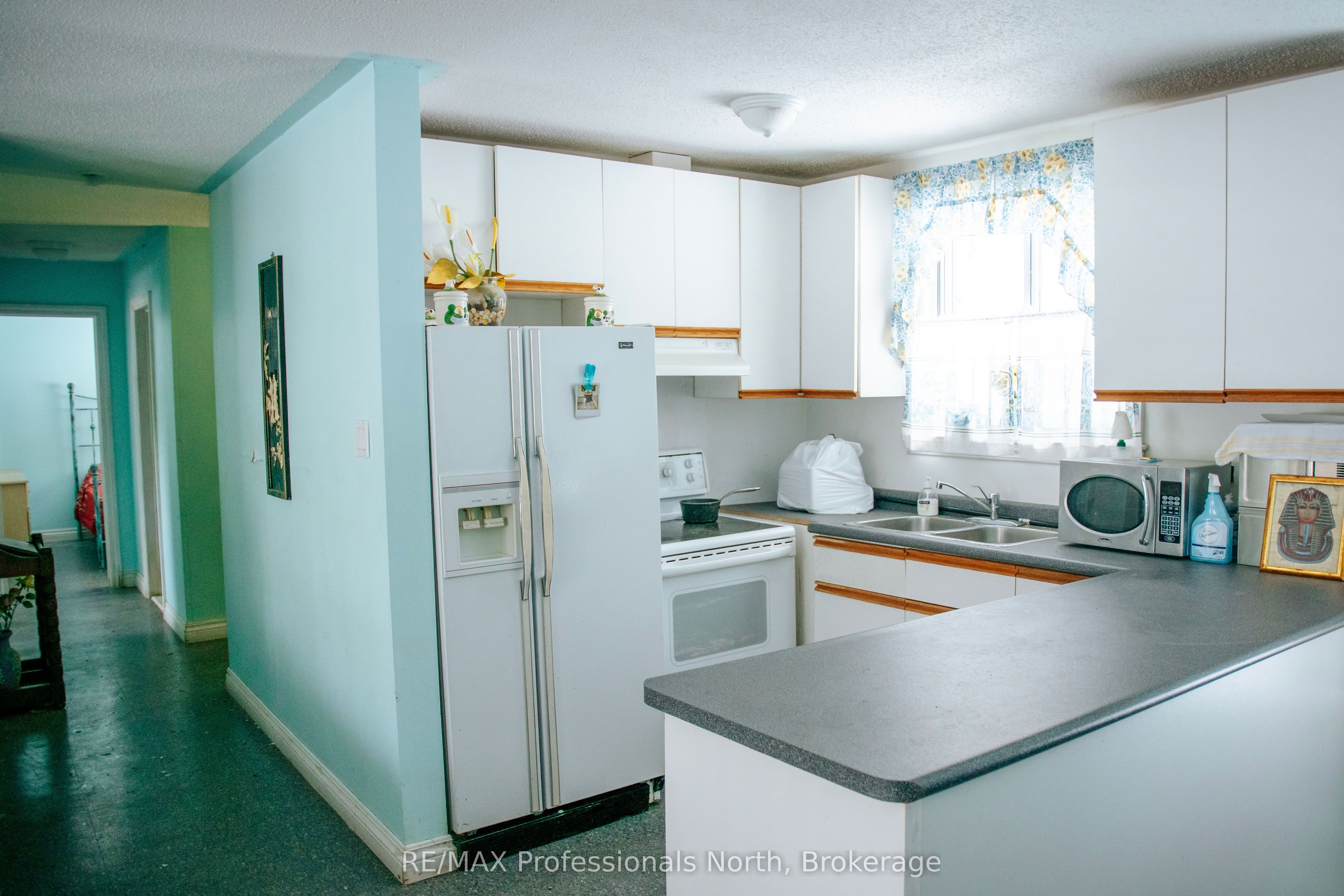 1114 River Haven Road N Property Photo 5