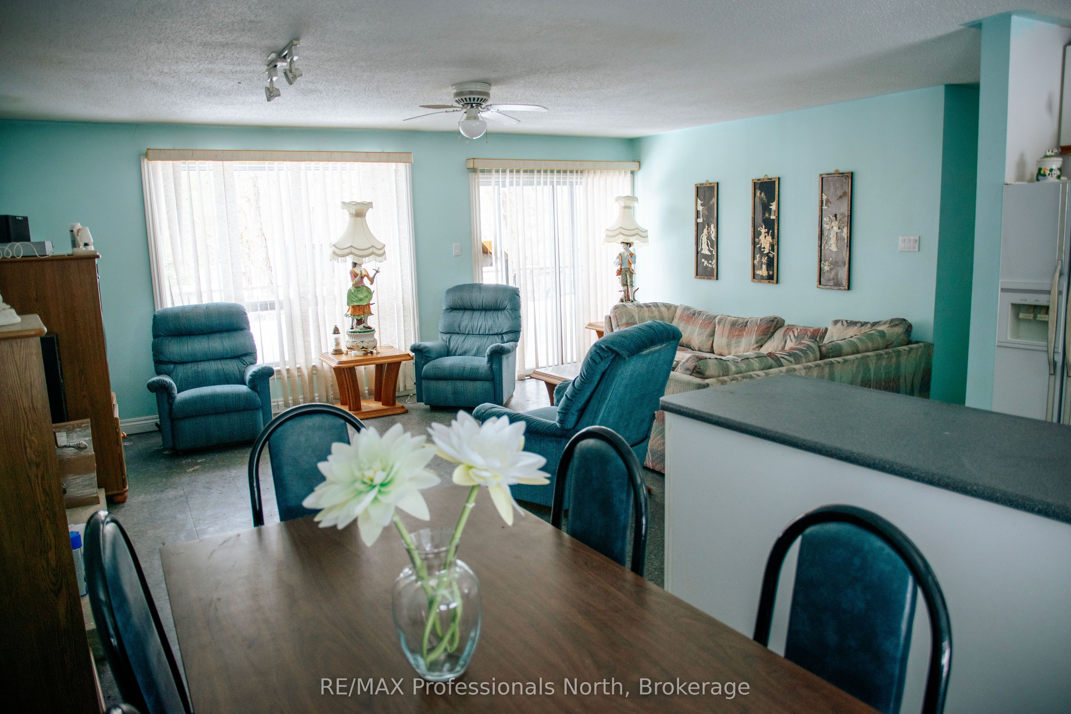 1114 River Haven Road N Property Photo 9
