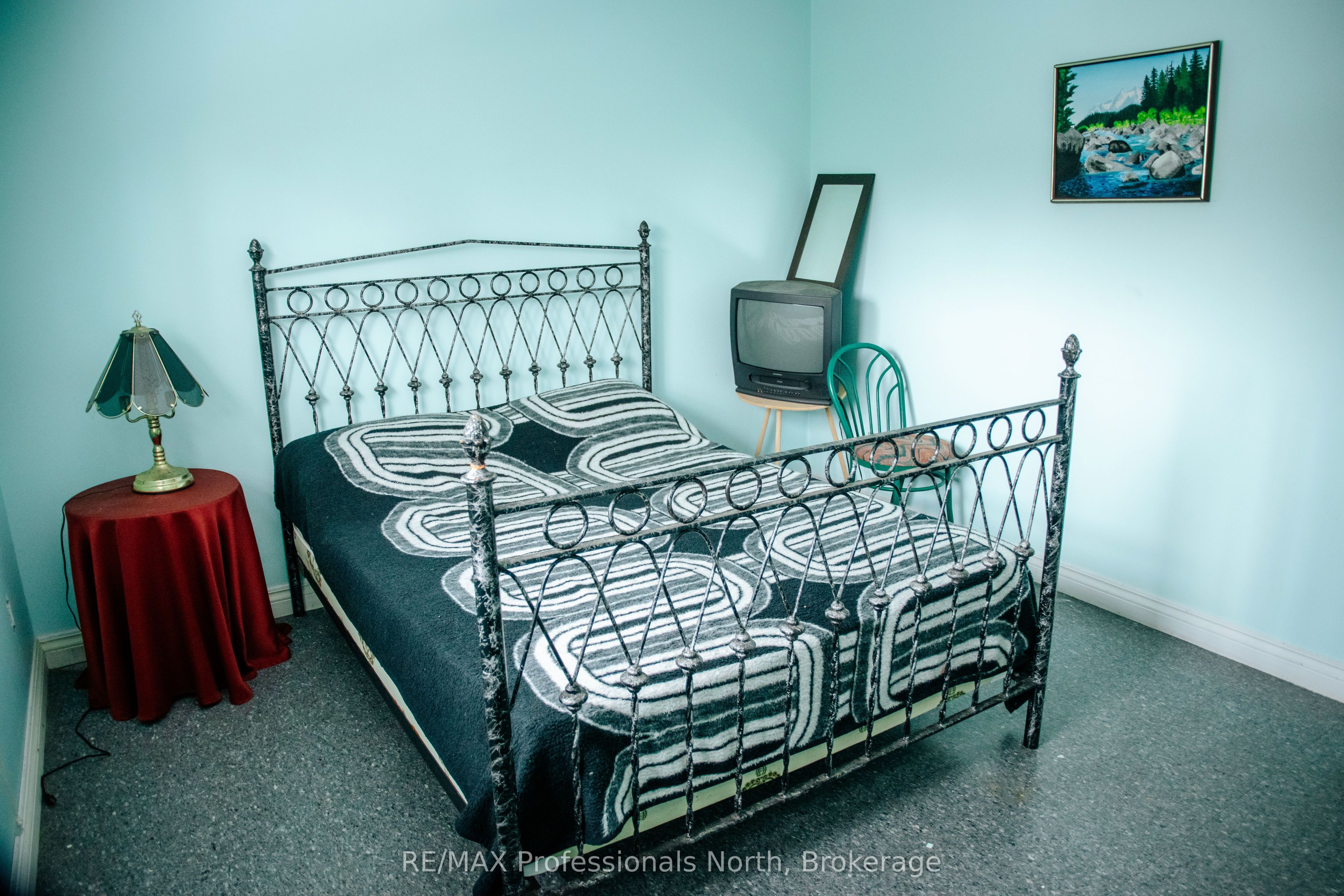 1114 River Haven Road N Property Photo 14