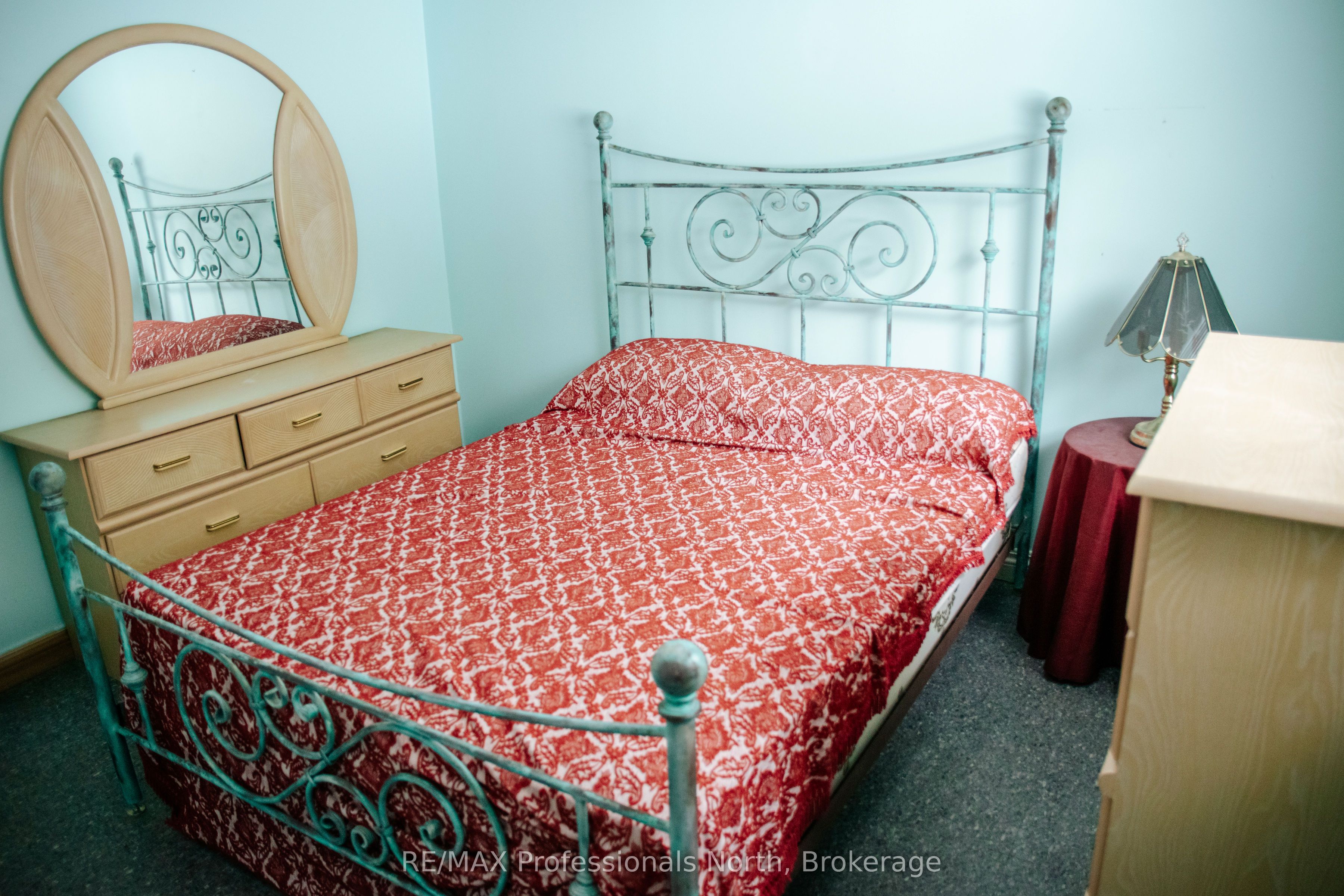1114 River Haven Road N Property Photo 16