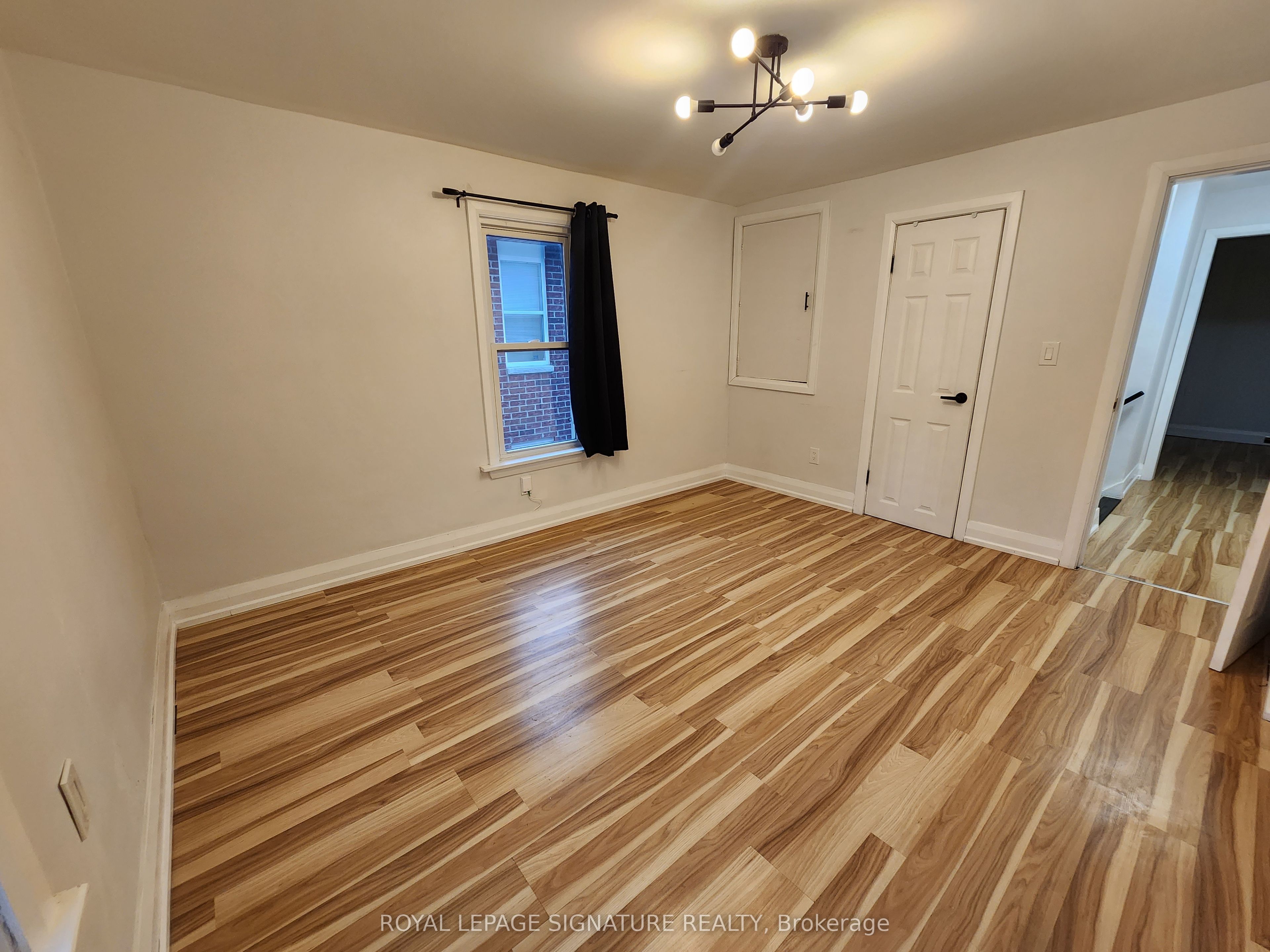 731 St Antoine Crescent Property Photo 5