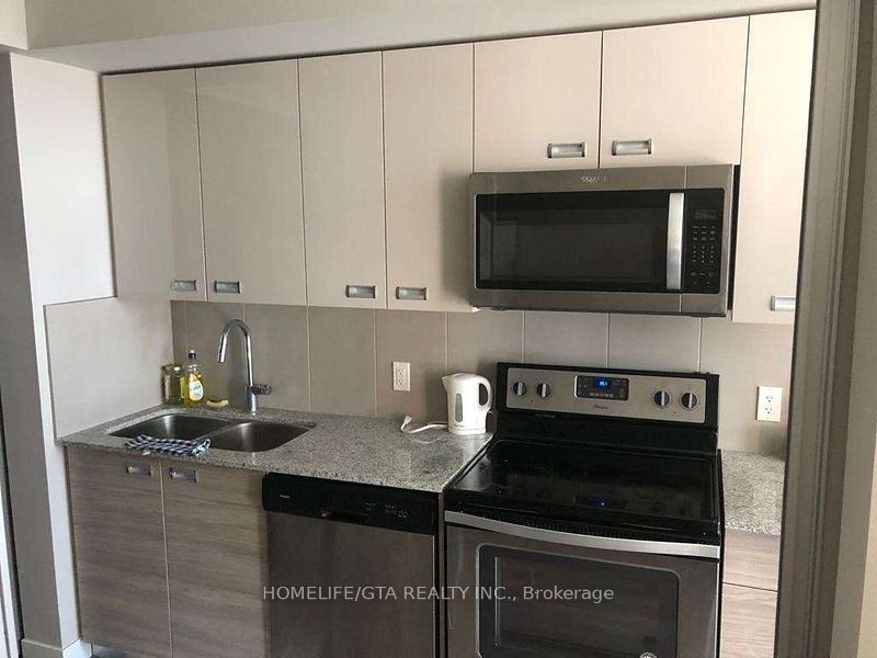 308 Lester Street 516 Property Photo 5