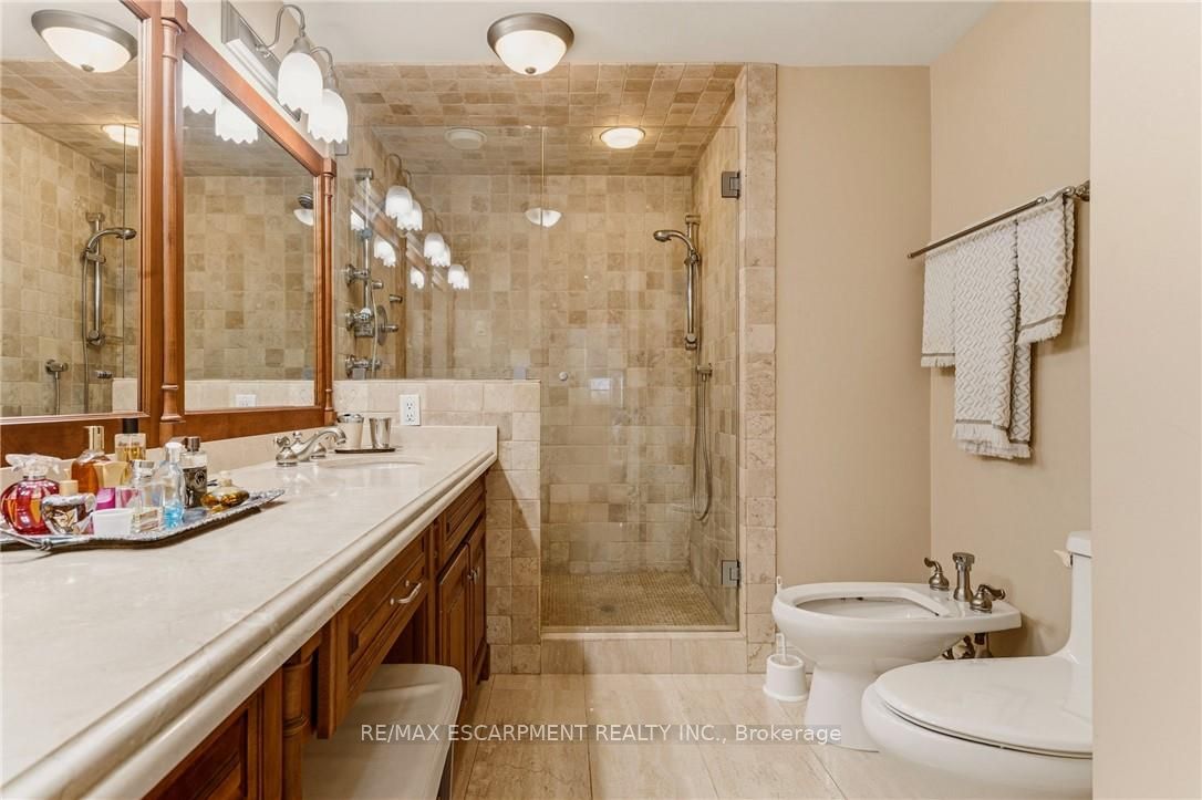 74 Oak Knoll Drive Property Photo 33