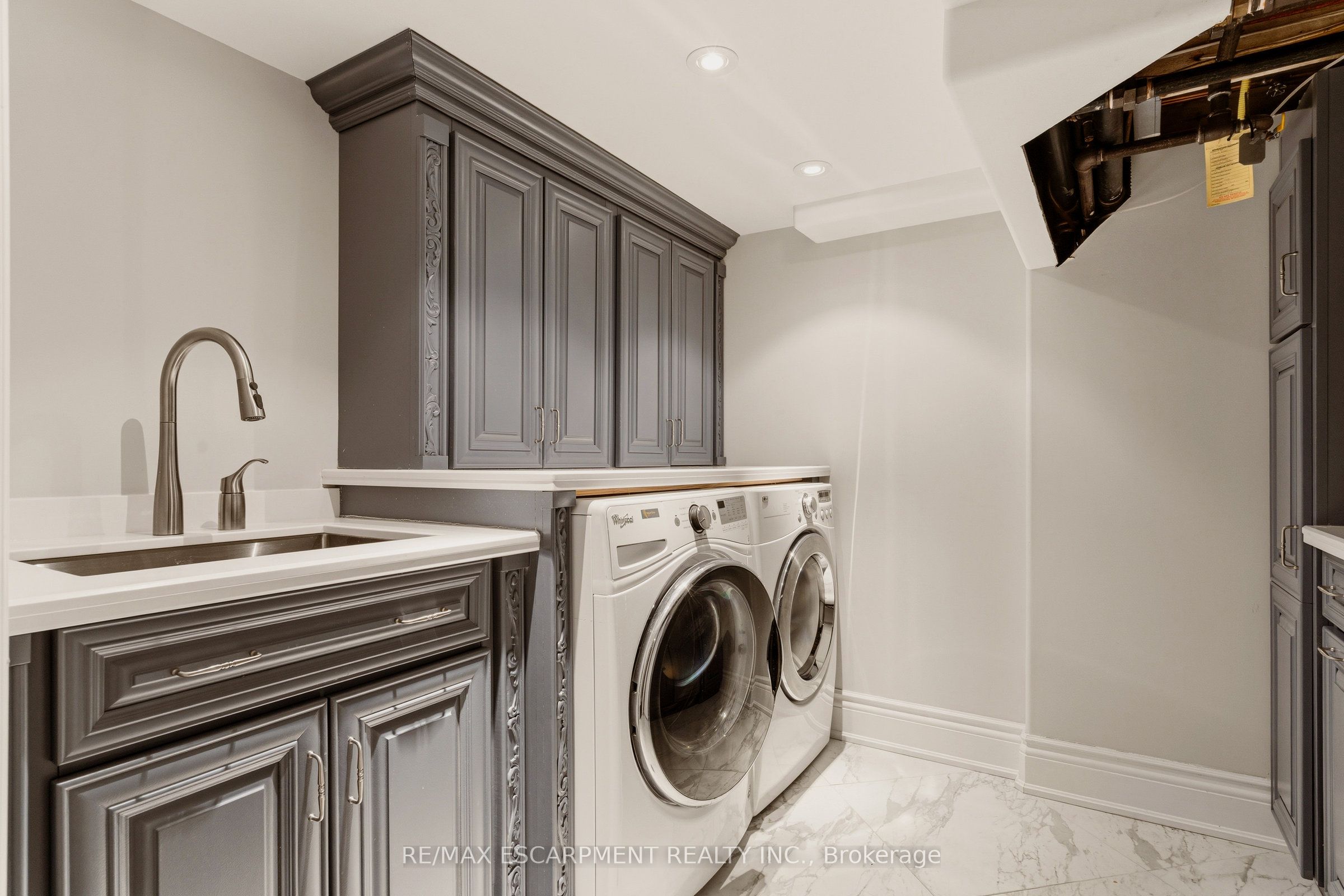 74 Oak Knoll Drive Property Photo 44