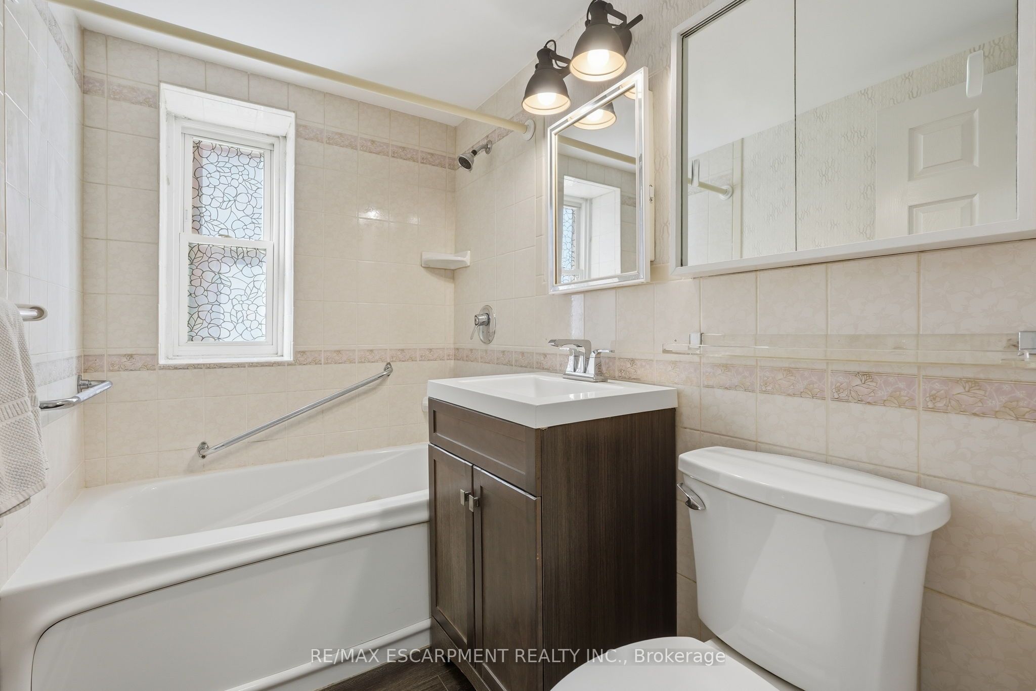 9 Grant Boulevard 106 Property Photo 22
