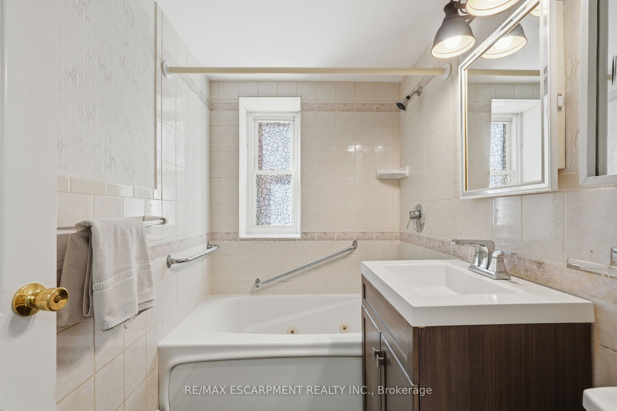 9 Grant Boulevard 106 Property Photo 23
