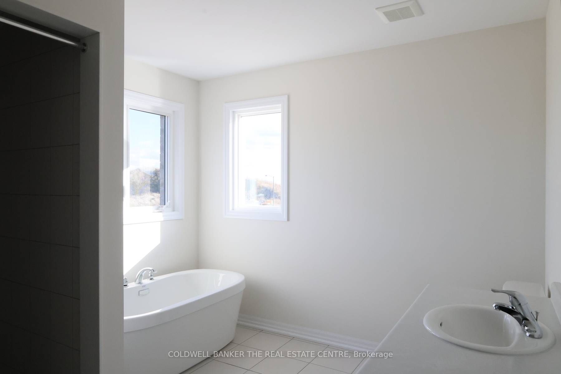6 Fisher Road Property Photo 35