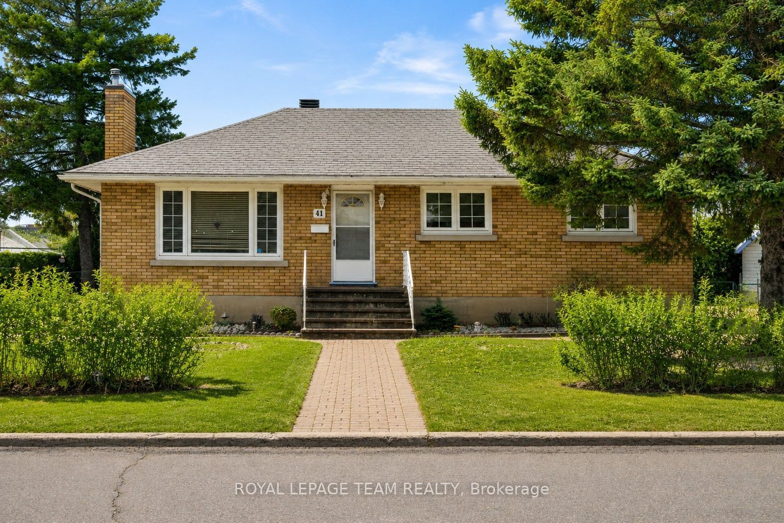 41 Capilano Drive