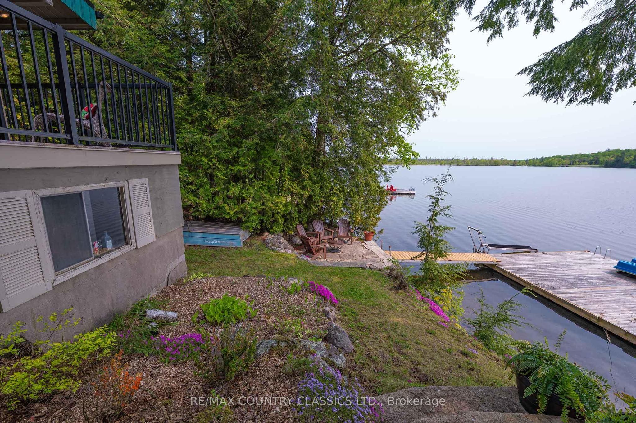 217 Moffat Road Property Photo 10