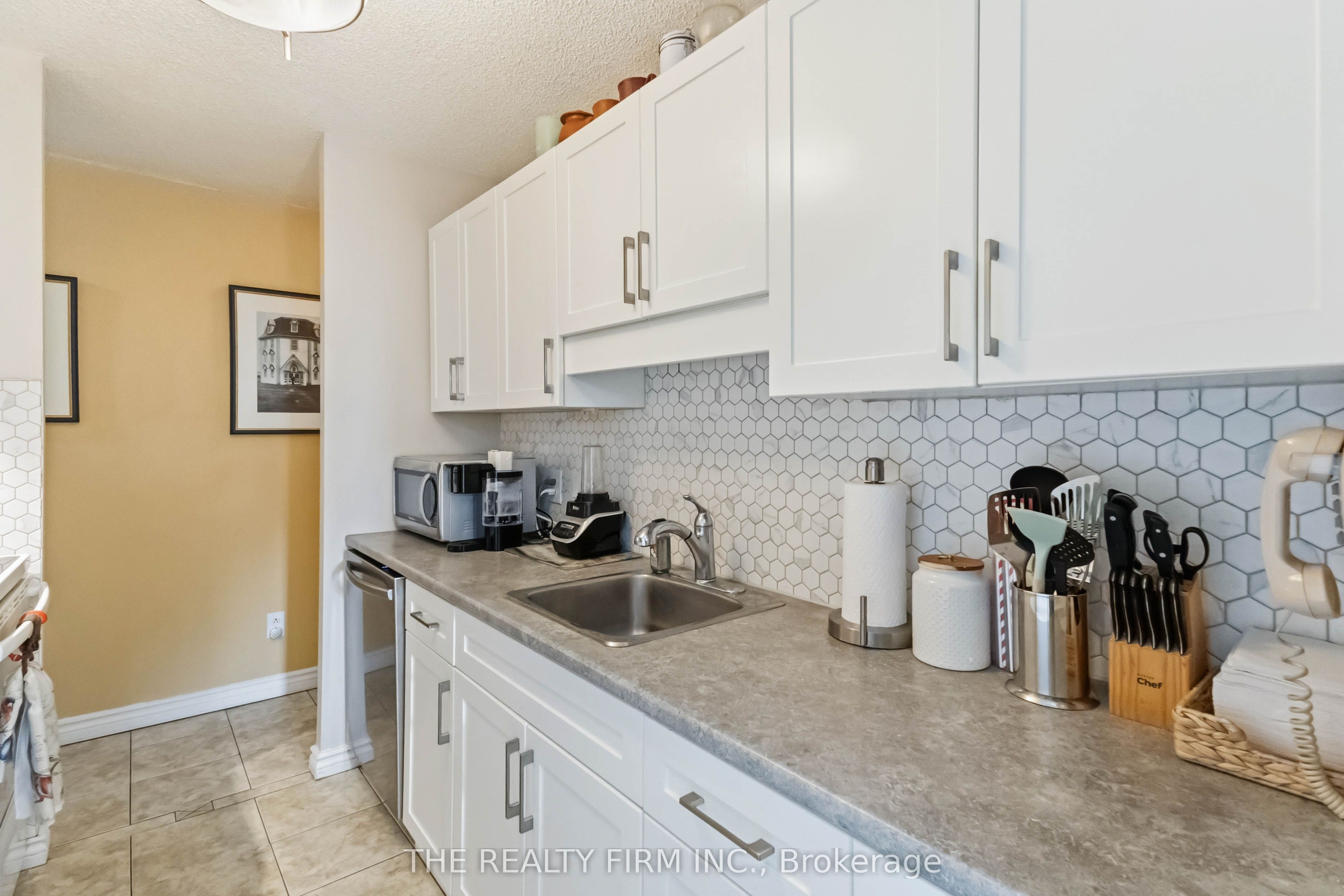 1103 Jalna Boulevard 309 Property Photo 18