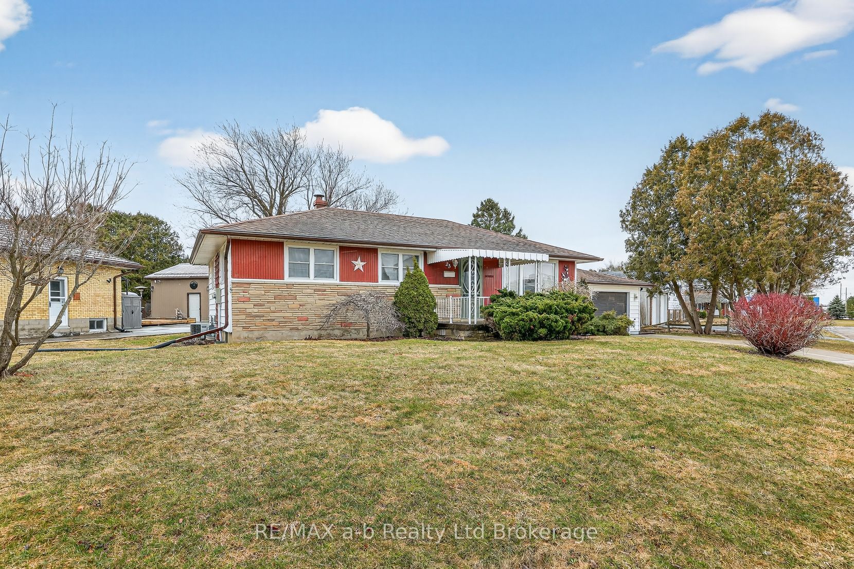 23 Glenn Avenue Property Photo 2