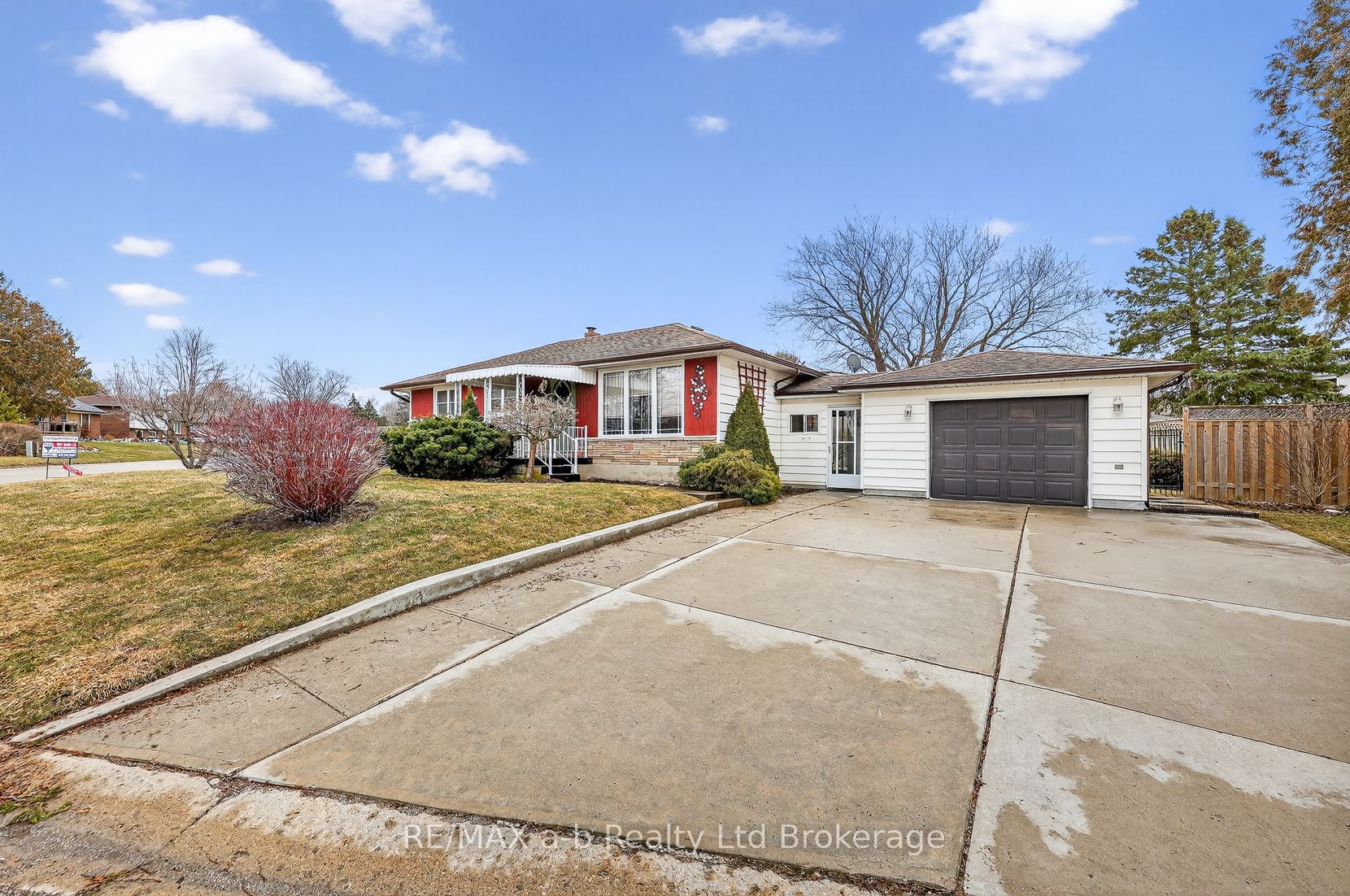 23 Glenn Avenue Property Photo 33