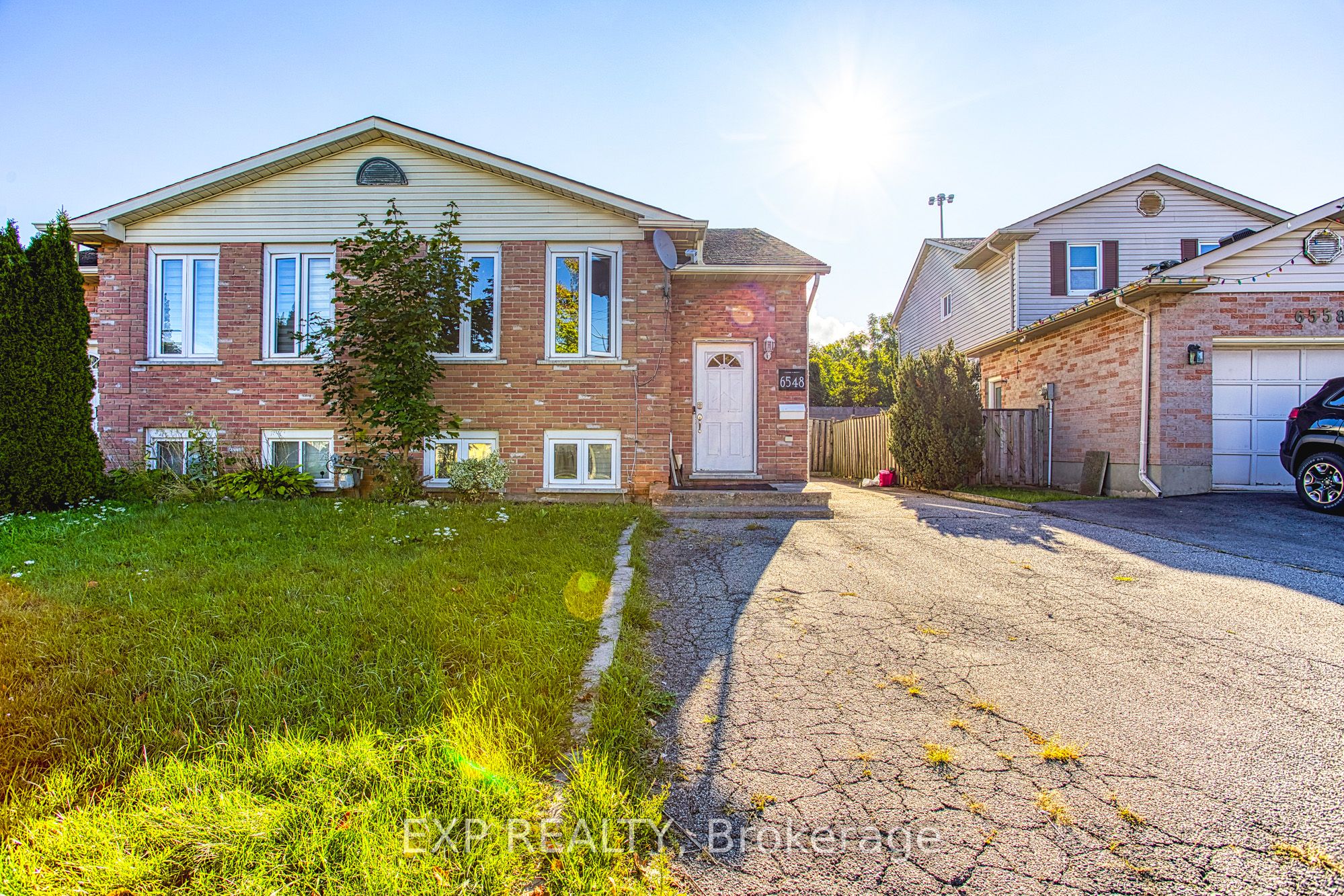 6548 Laguna Court Property Photo 1