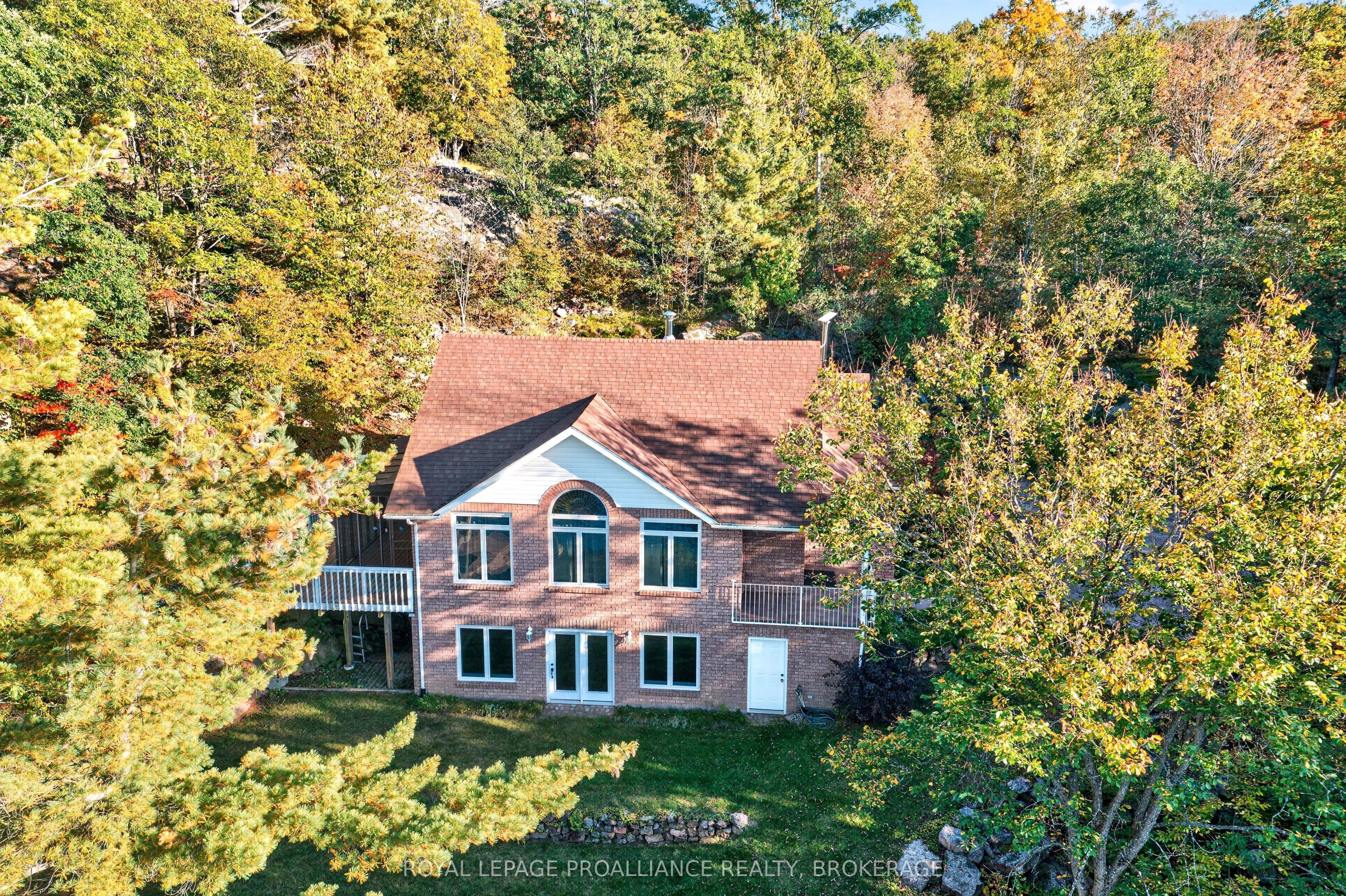1133 Sassy Tree Lane Property Photo 4