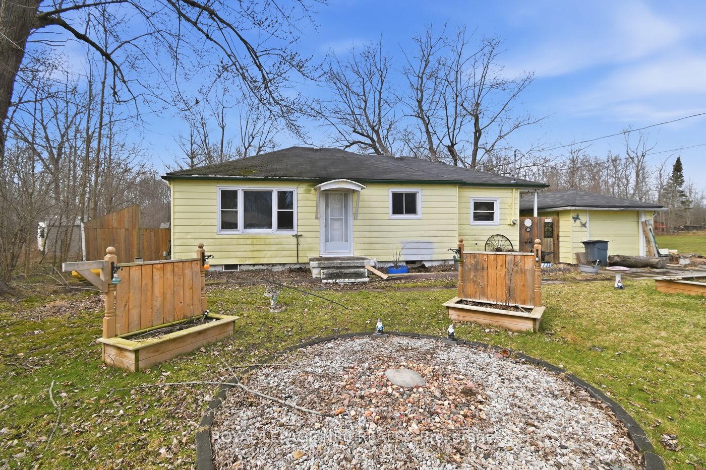 529 Rosehill Road Property Photo 1