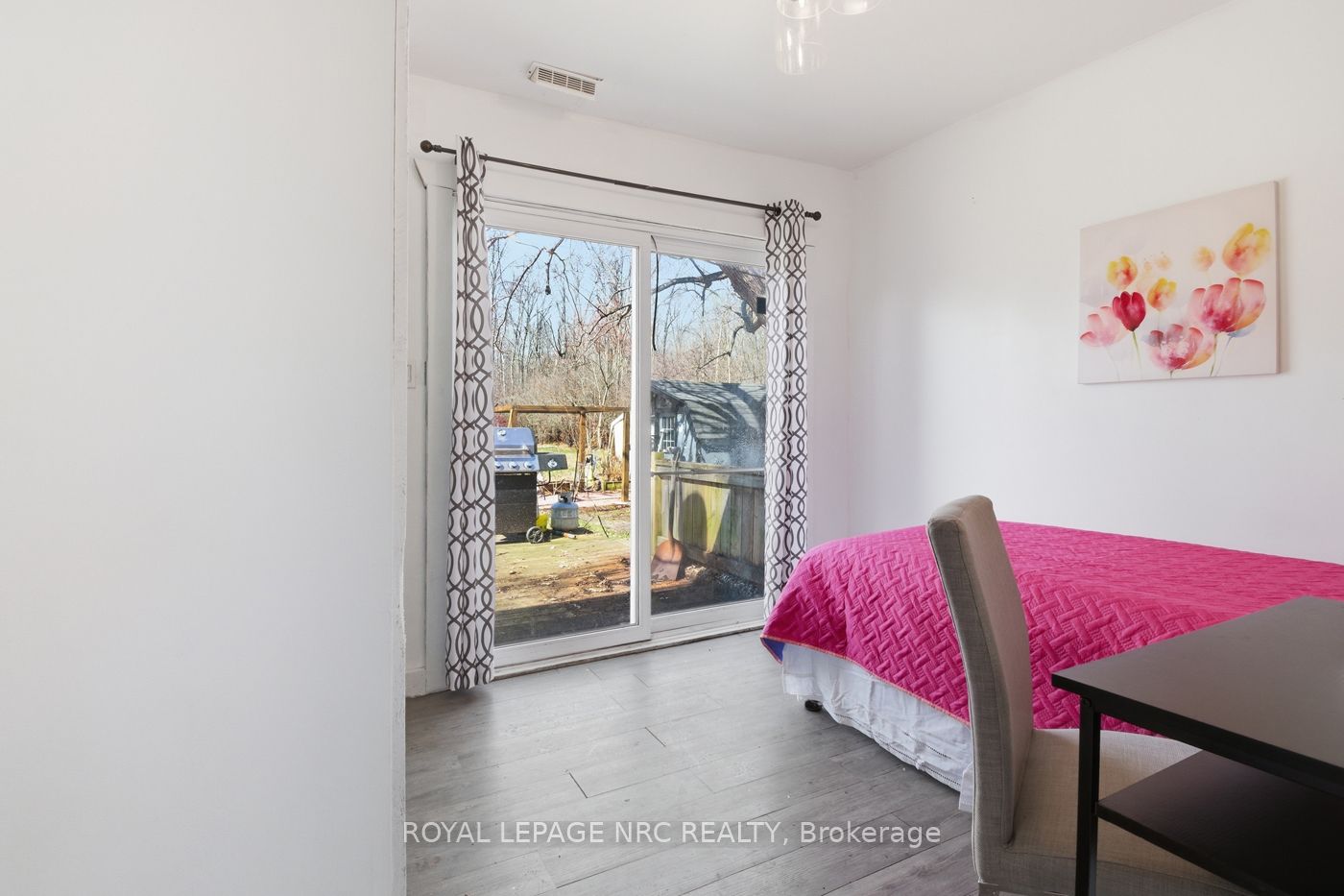 529 Rosehill Road Property Photo 10