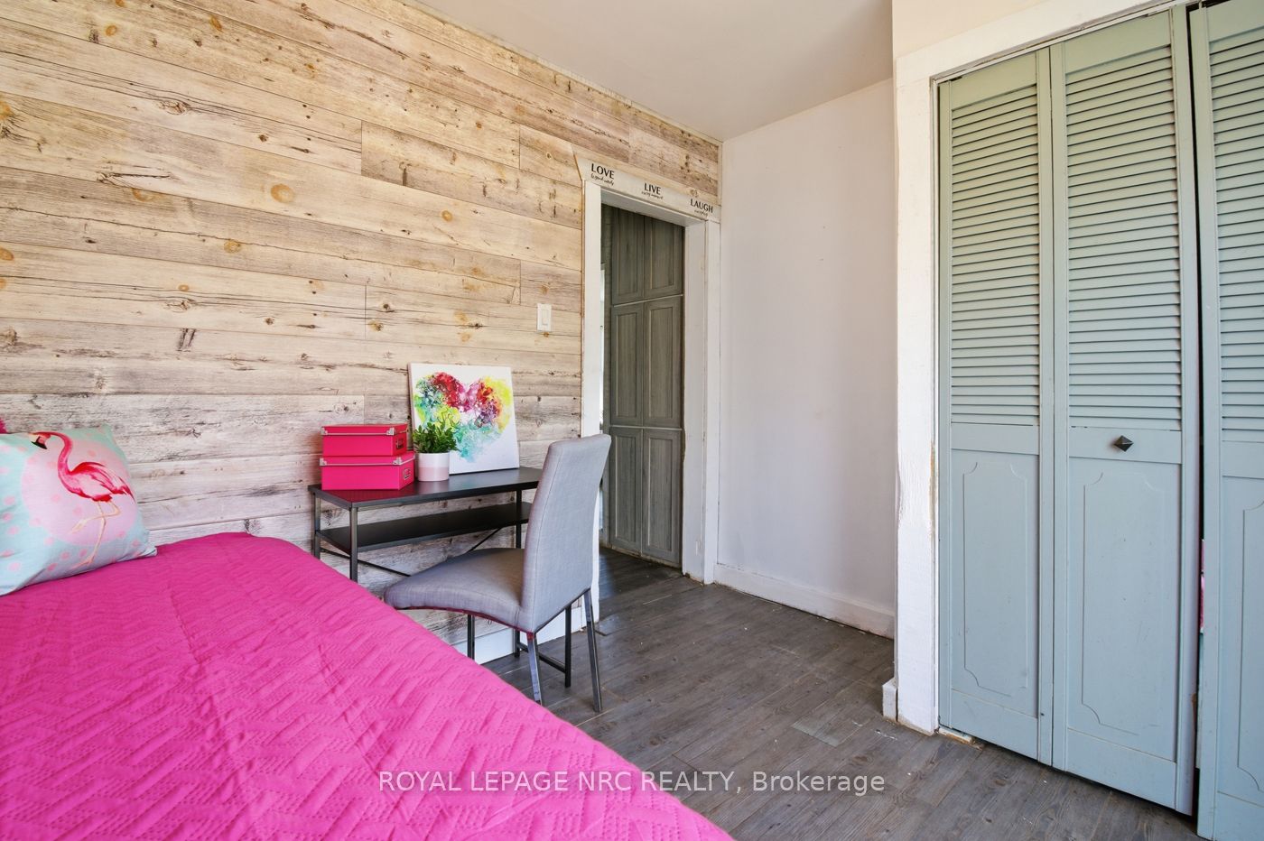 529 Rosehill Road Property Photo 11