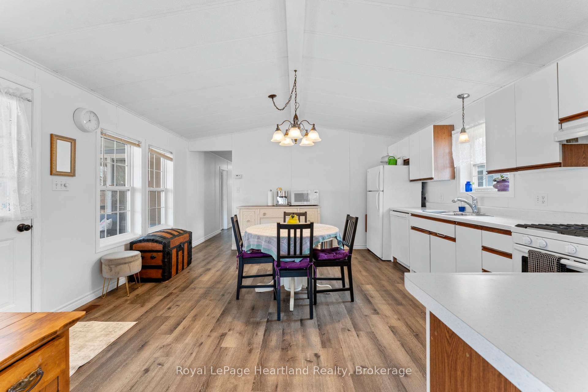12 Iroquois Lane Property Photo 12