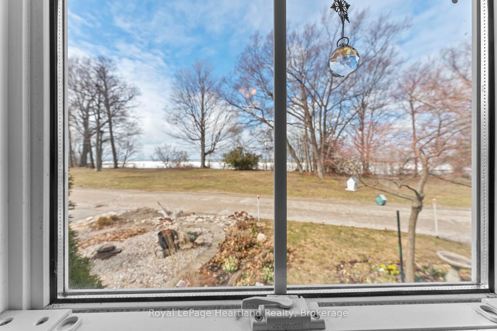12 Iroquois Lane Property Photo 16