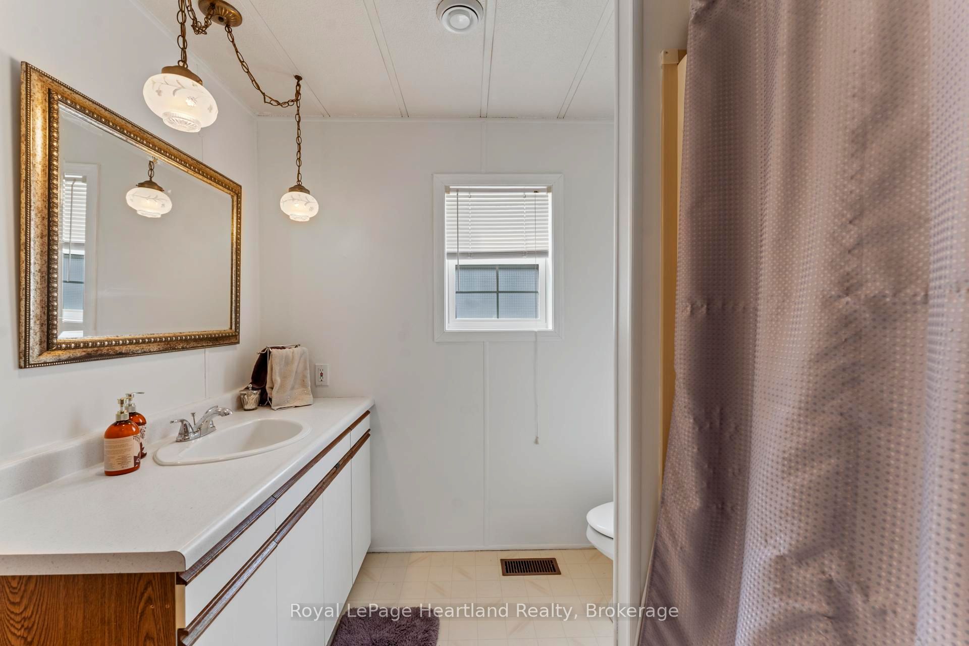 12 Iroquois Lane Property Photo 24