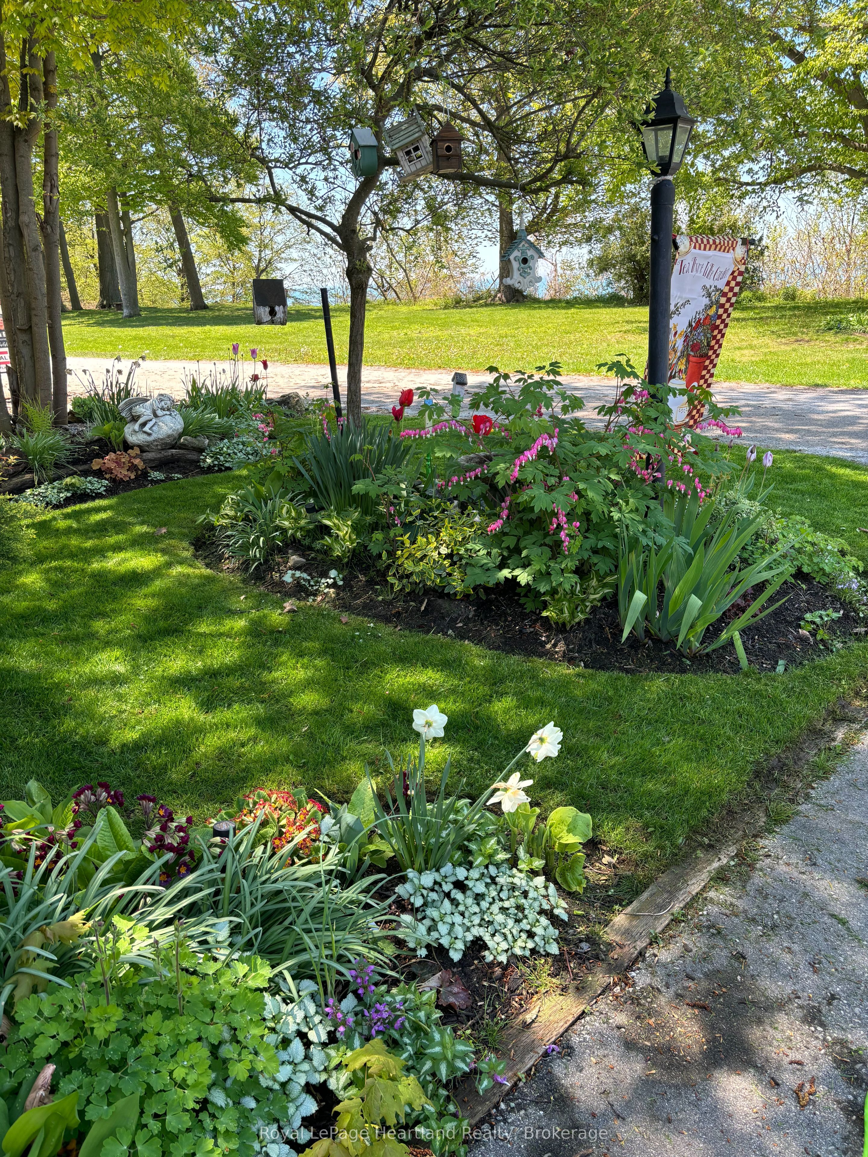 12 Iroquois Lane Property Photo 34