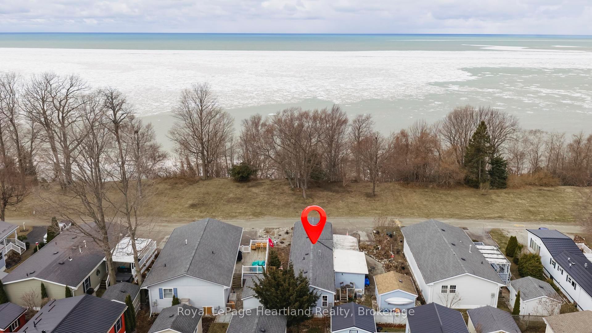 12 Iroquois Lane Property Photo 35