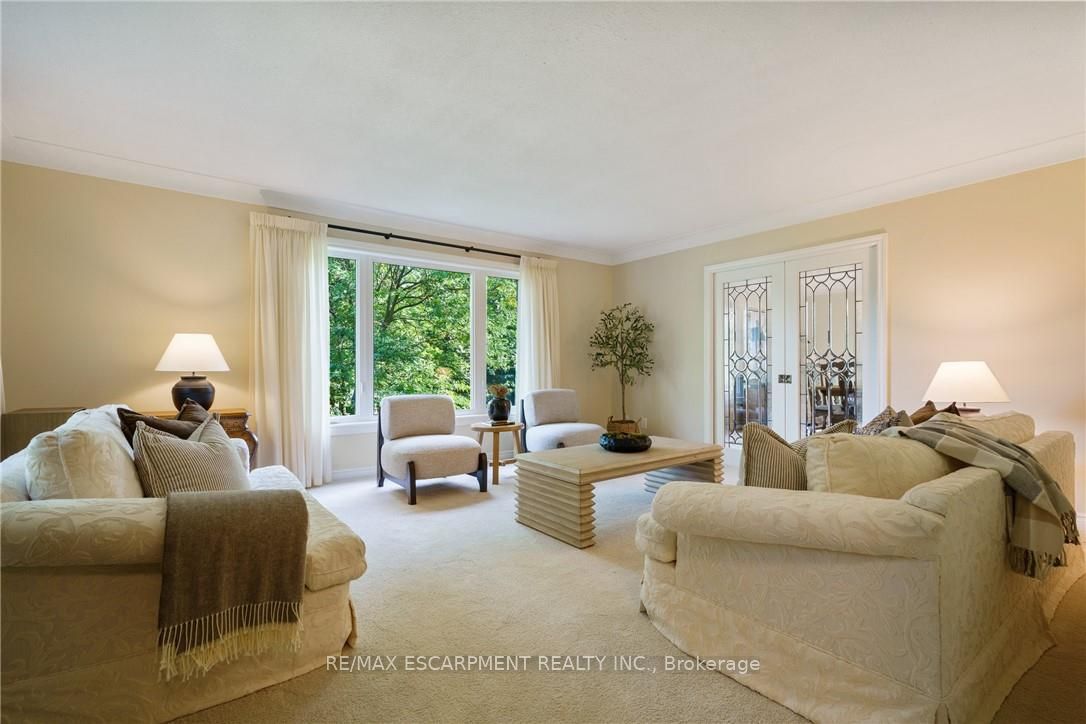 373 Brookview Court Property Photo 6