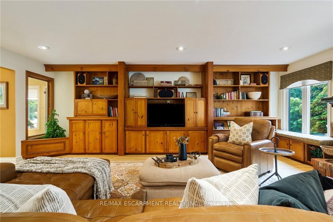 373 Brookview Court Property Photo 21