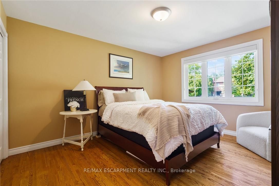 373 Brookview Court Property Photo 33