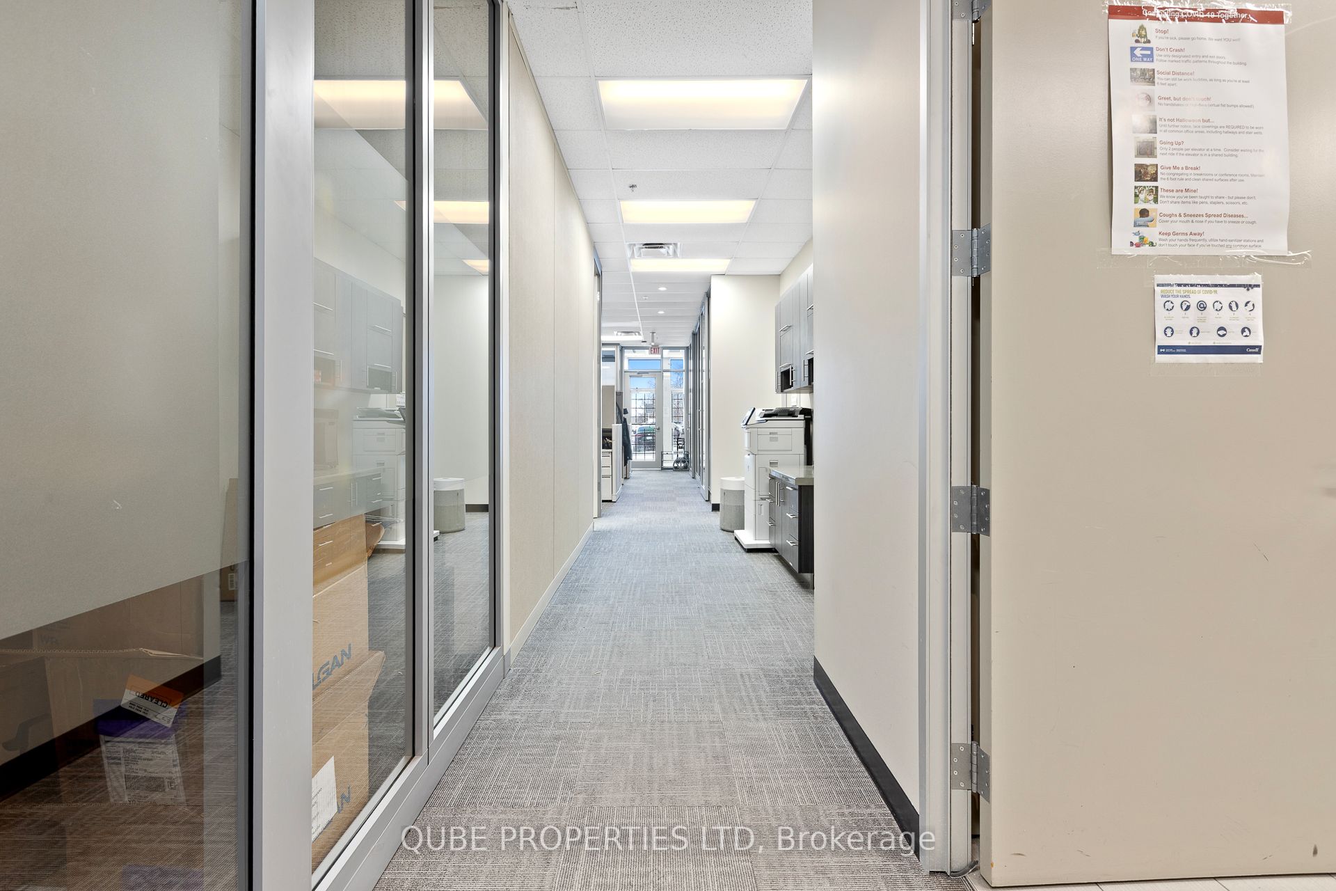 3 Roydon Place Unit 103 Property Photo 4