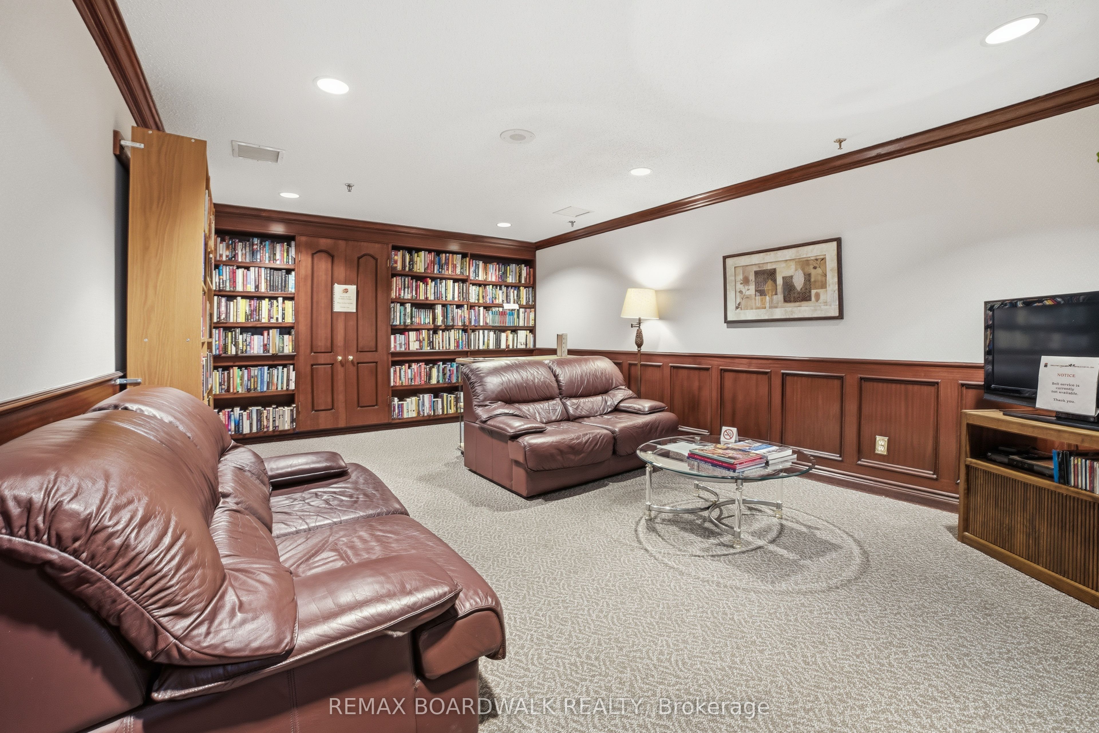 1705 Playfair Drive 1408 Property Photo 11