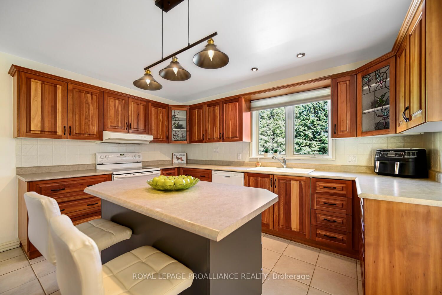 2597 North Campbell Road Property Photo 11