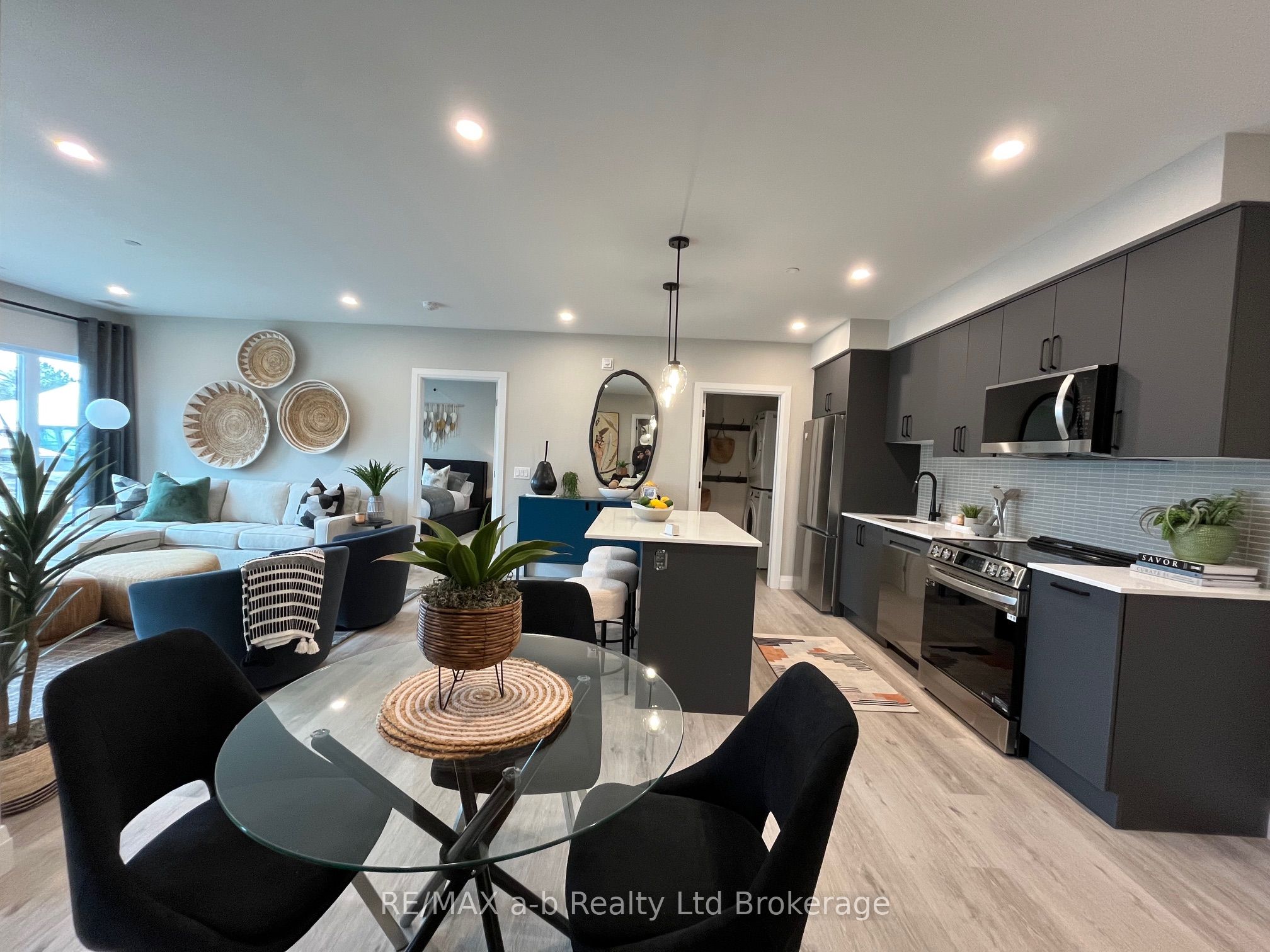 14 Harvest Avenue 809 Property Photo 6