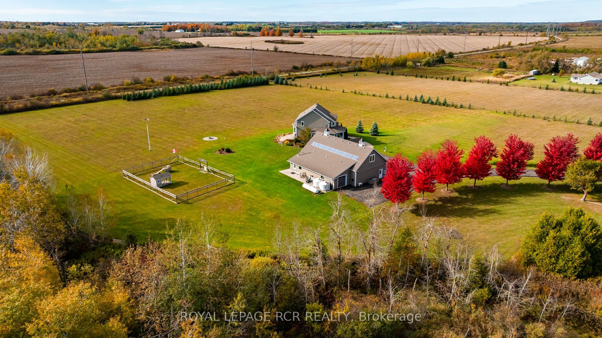 473516 County Rd 11 Property Photo 4