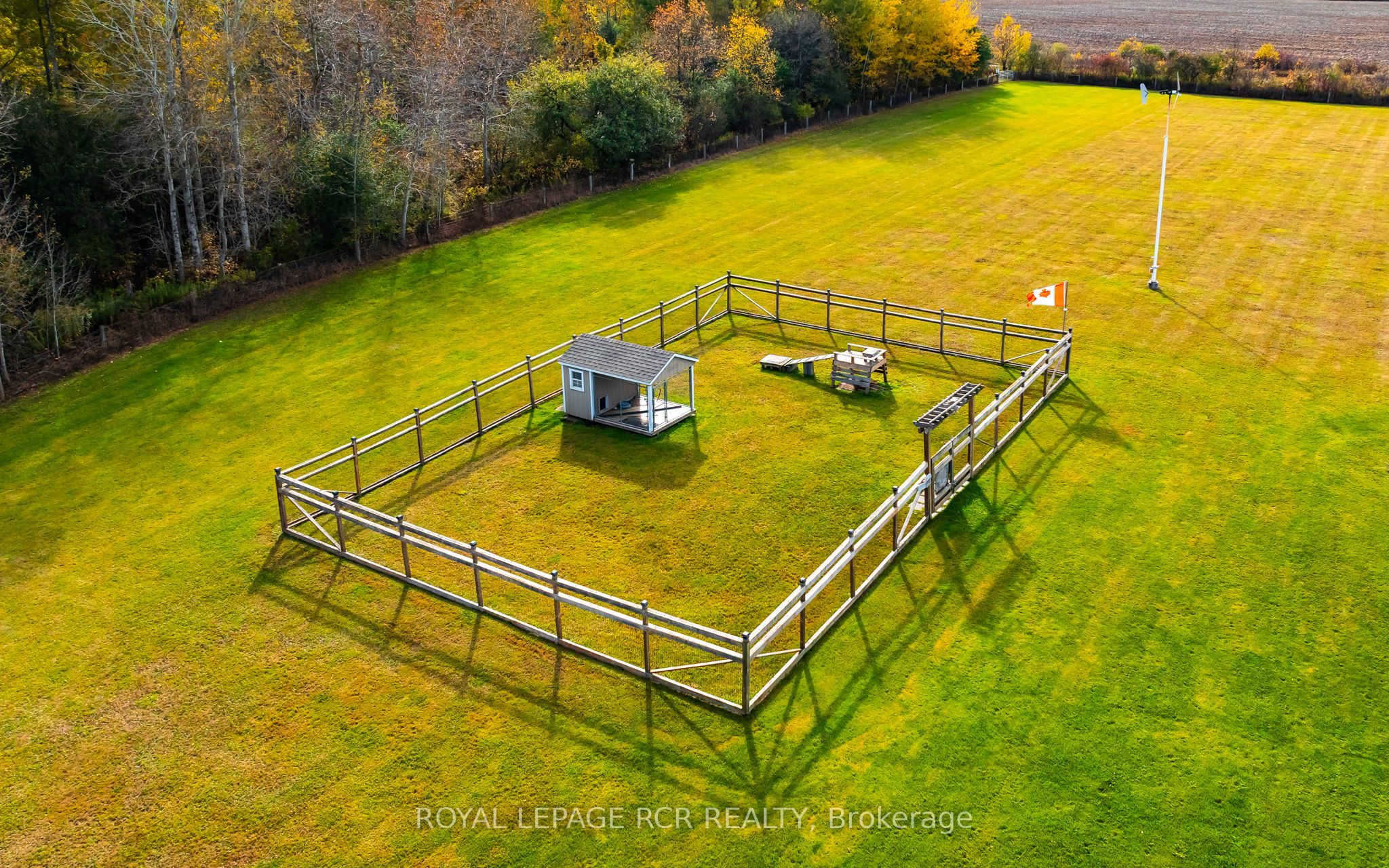 473516 County Rd 11 Property Photo 5