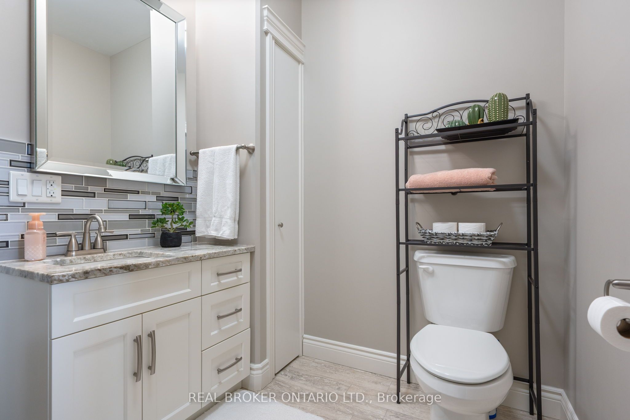 11721 Plank Road Property Photo 20