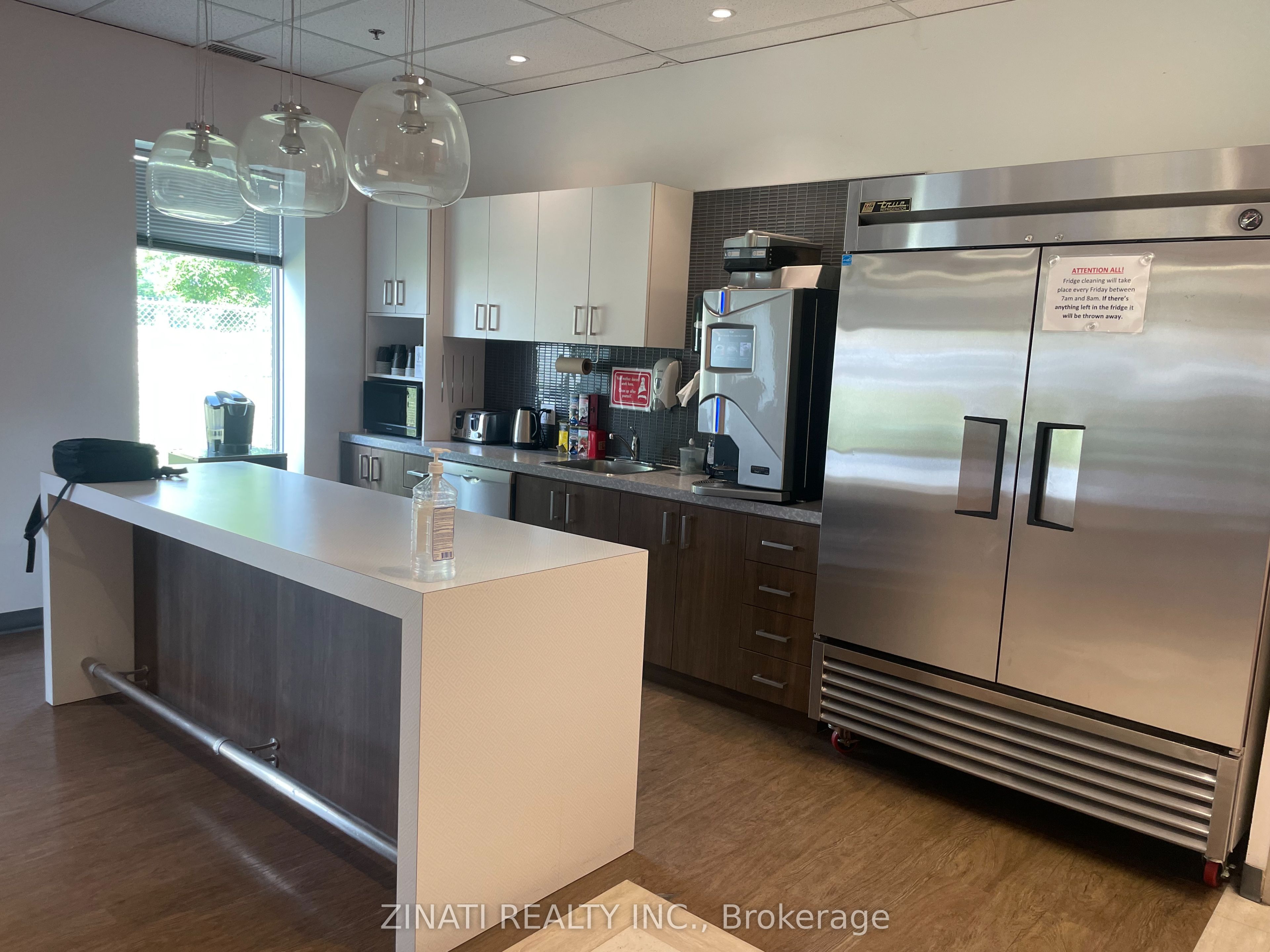 2060 Walkley Road Property Photo 13